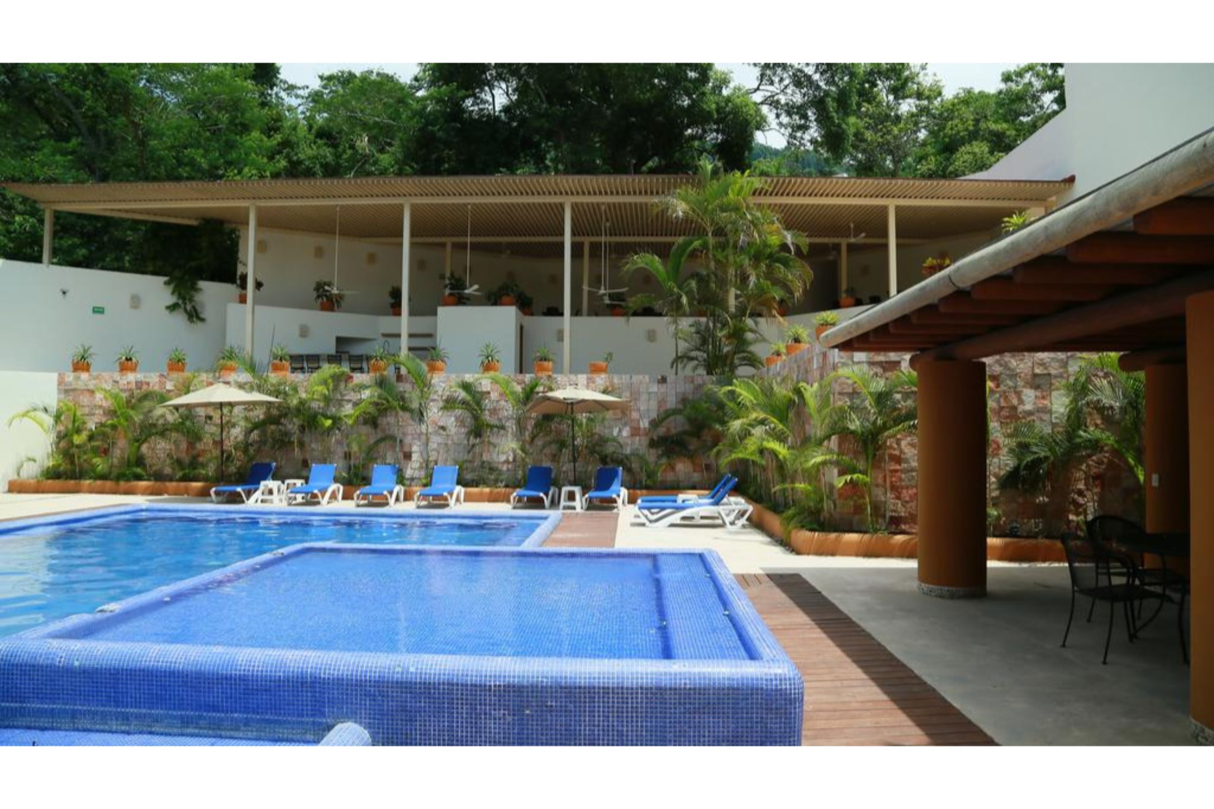 Hotel y Villas Ixzi Plus