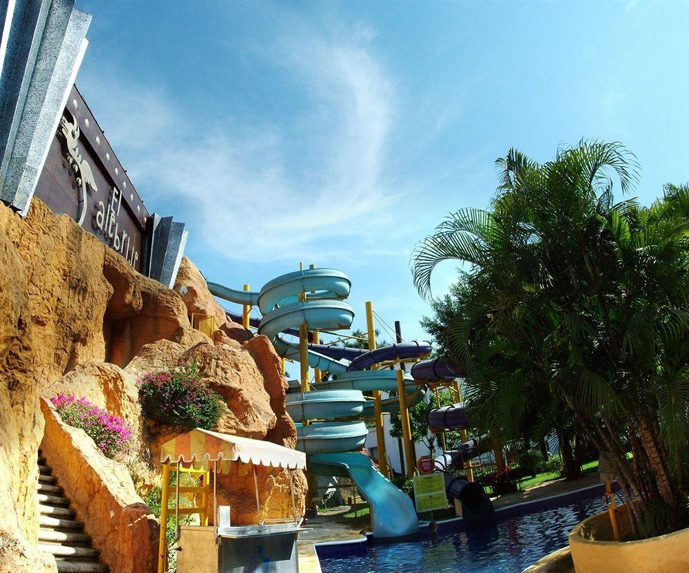 Ixtapa Palace Resort & Spa