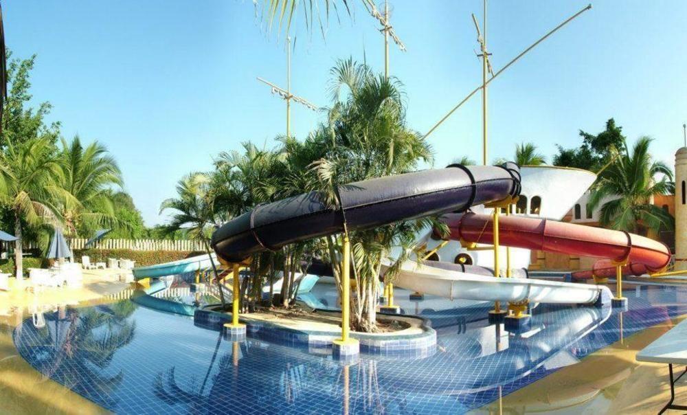 Ixtapa Palace Resort & Spa
