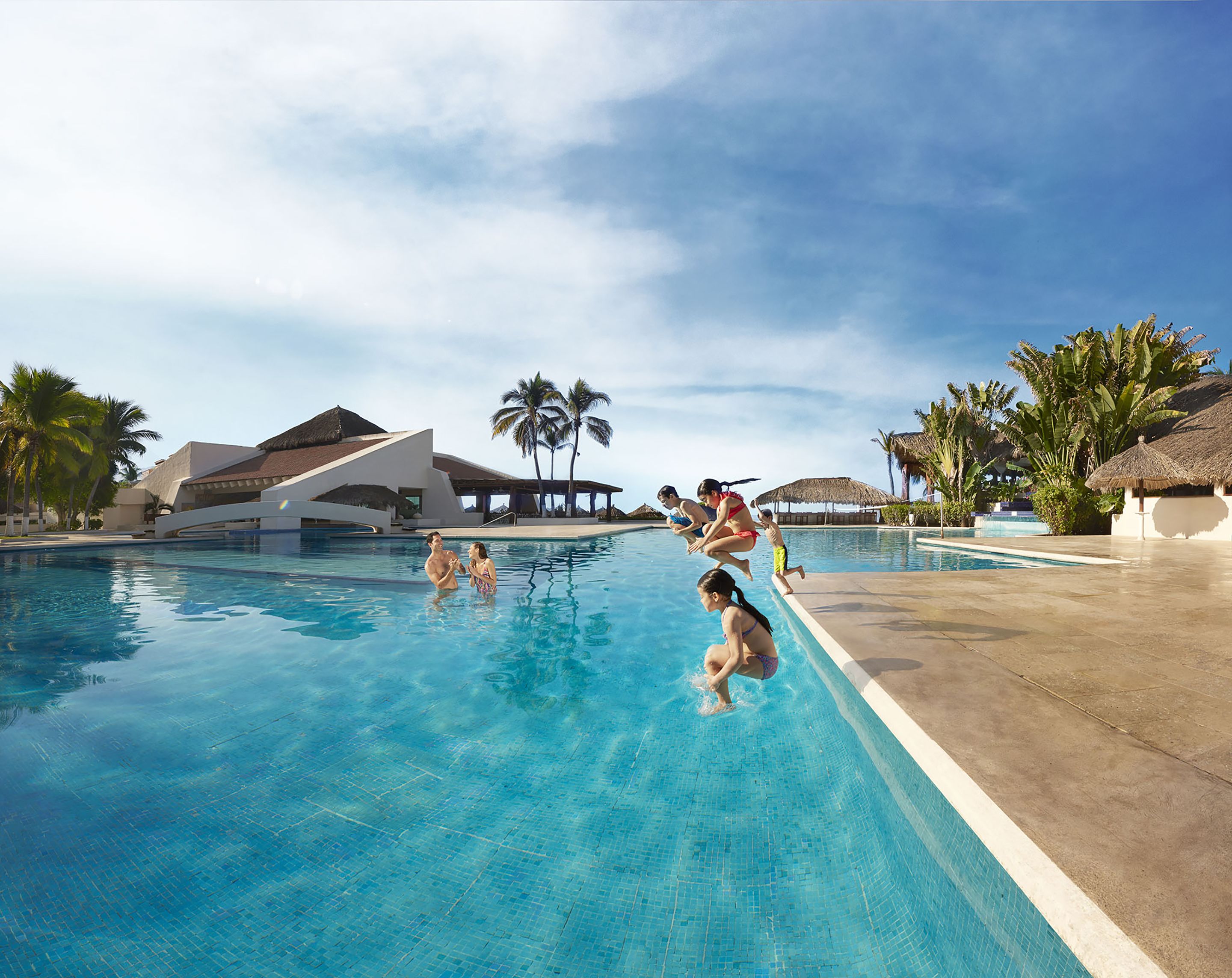 Park Royal Beach Ixtapa