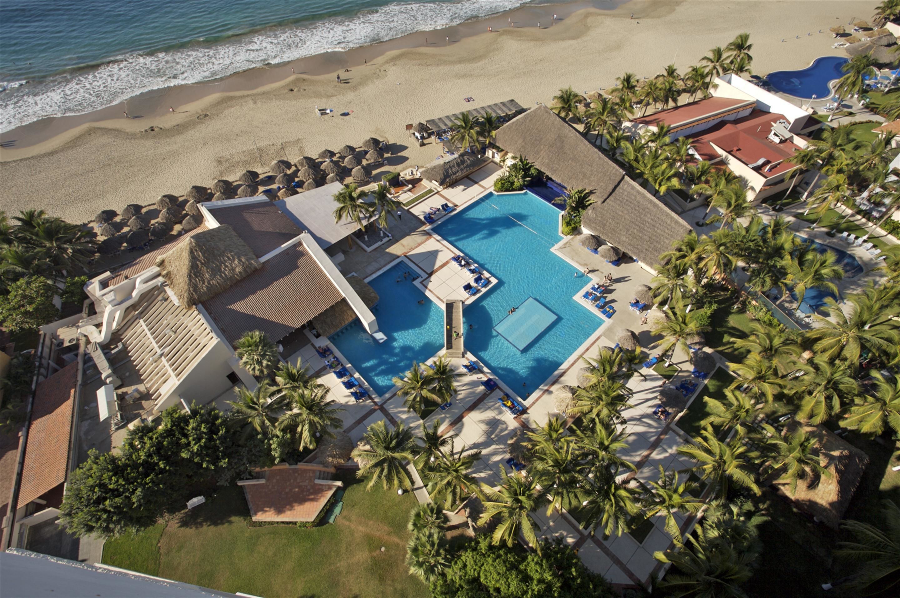 Park Royal Beach Ixtapa