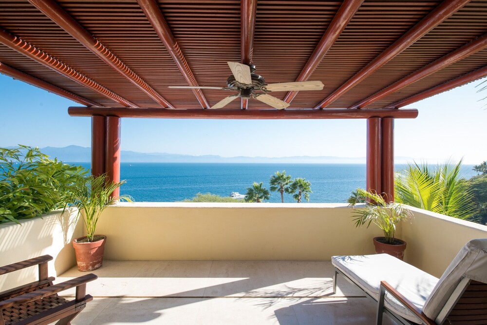 Casa Larimar