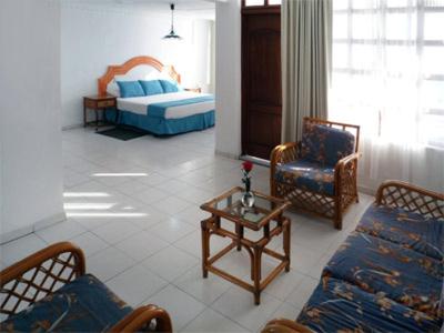 Hotel Fiesta Mexicana Manzanillo