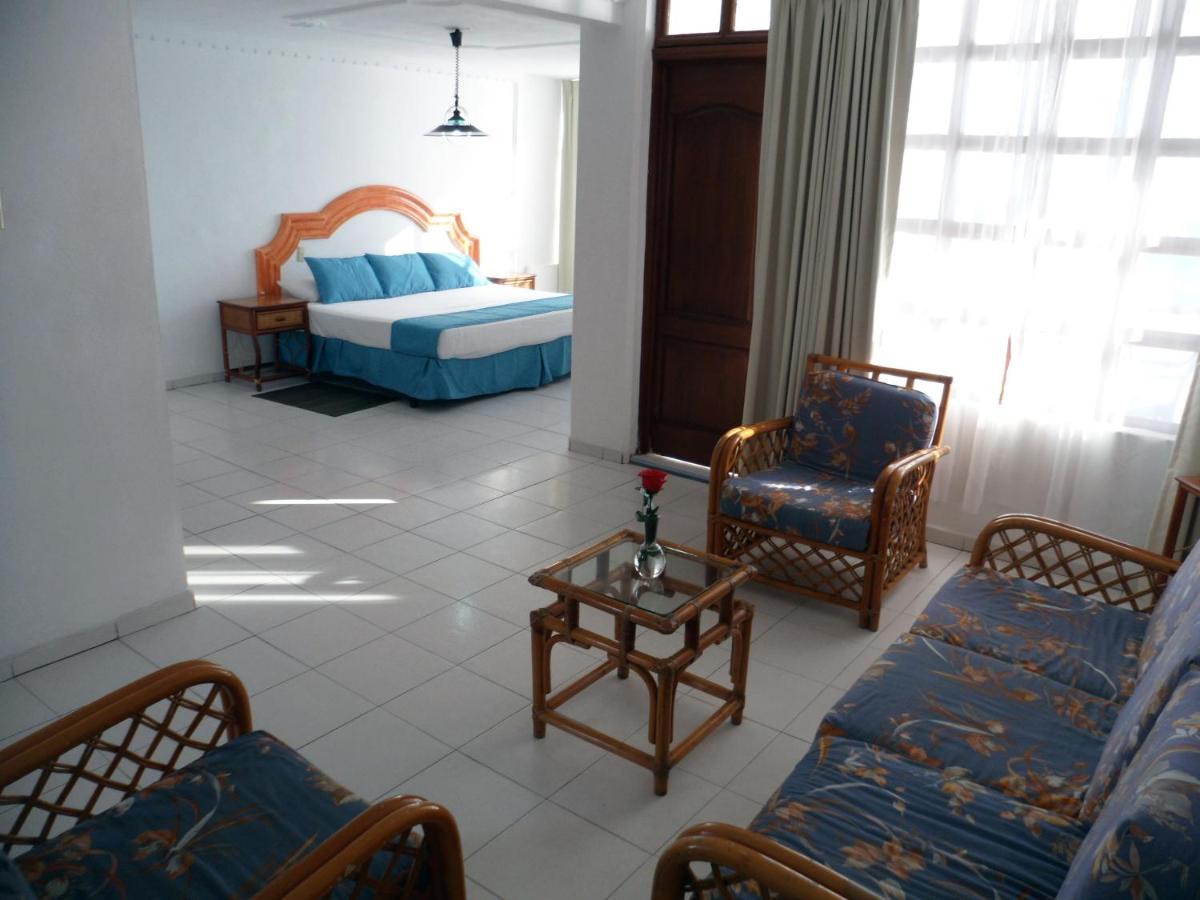 Hotel Fiesta Mexicana Manzanillo