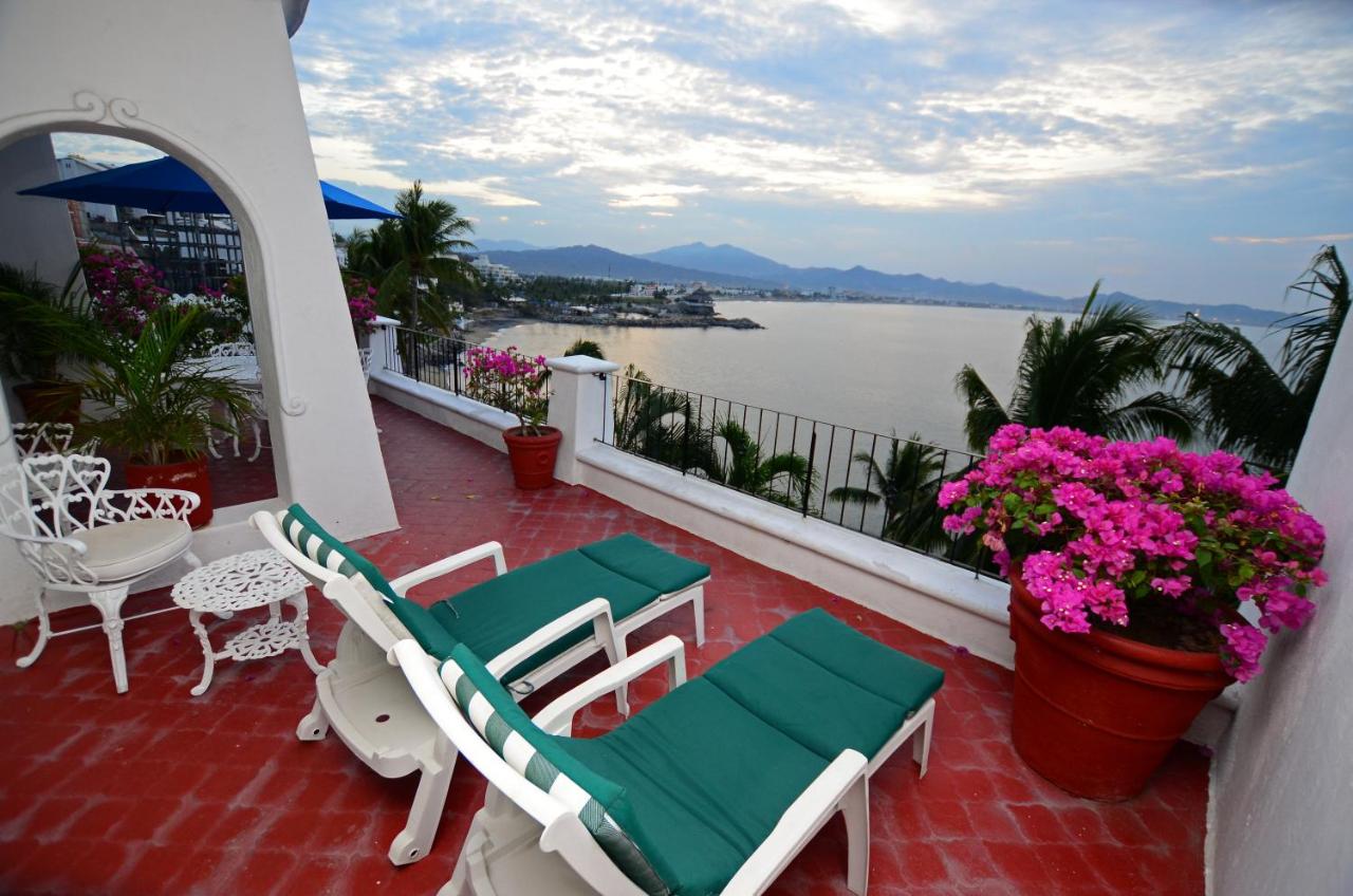 Dolphin Cove Inn