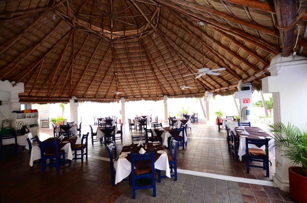 Dolphin Cove Inn