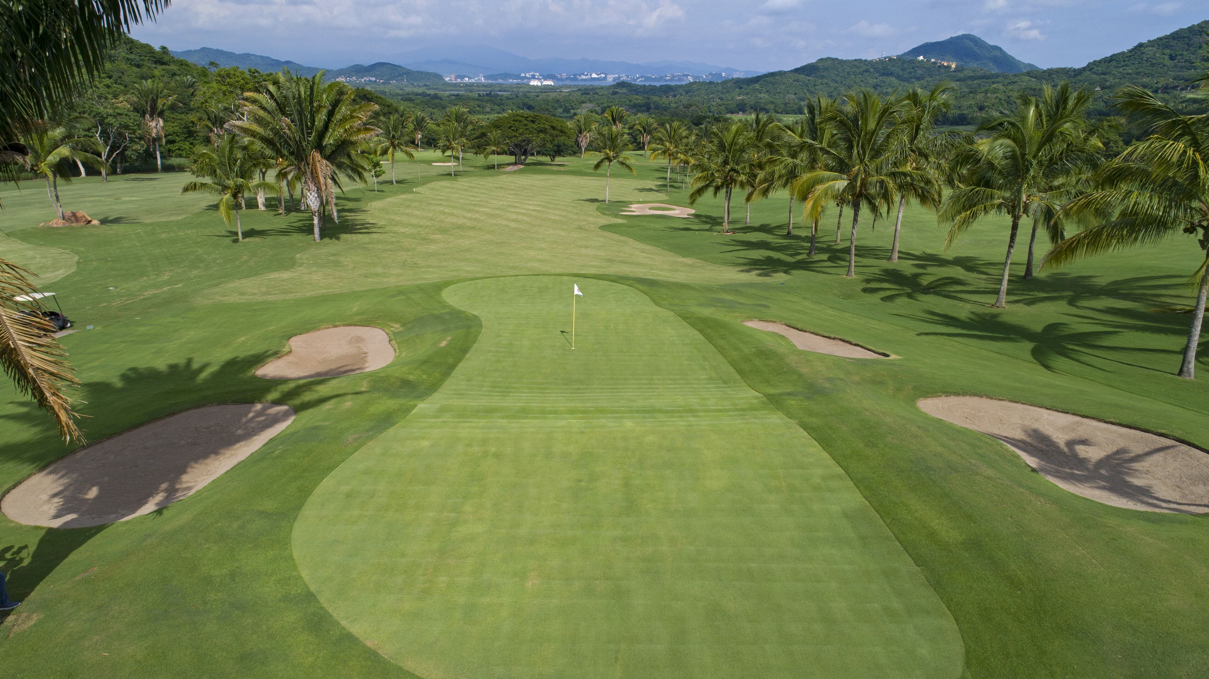 El Corazón Resort