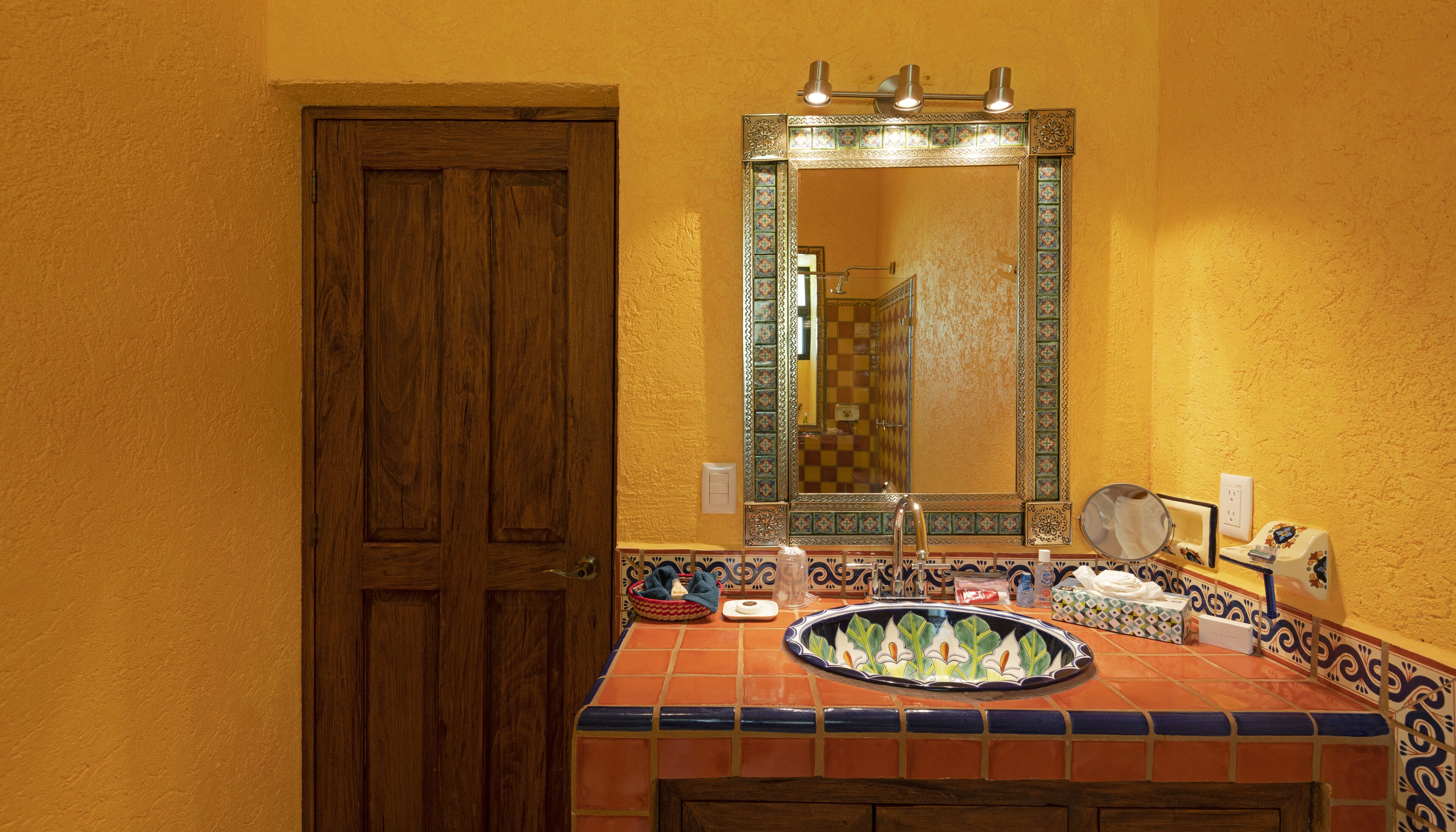 El Corazón Resort