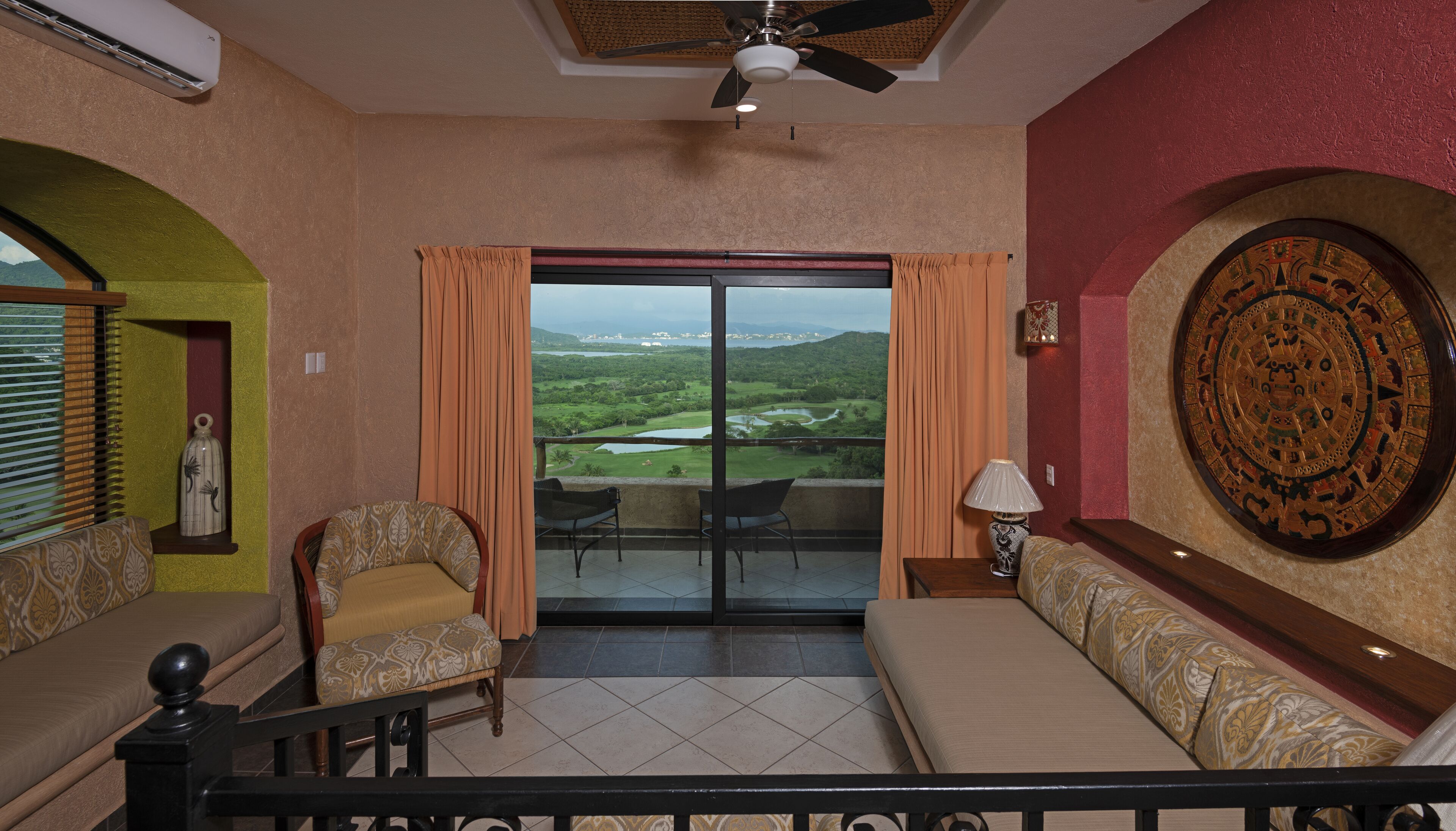 El Corazón Resort