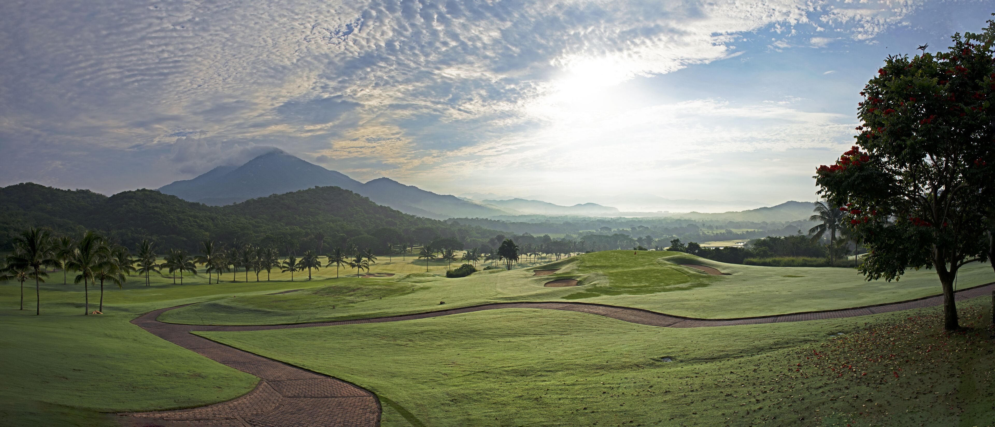 El Corazón Resort