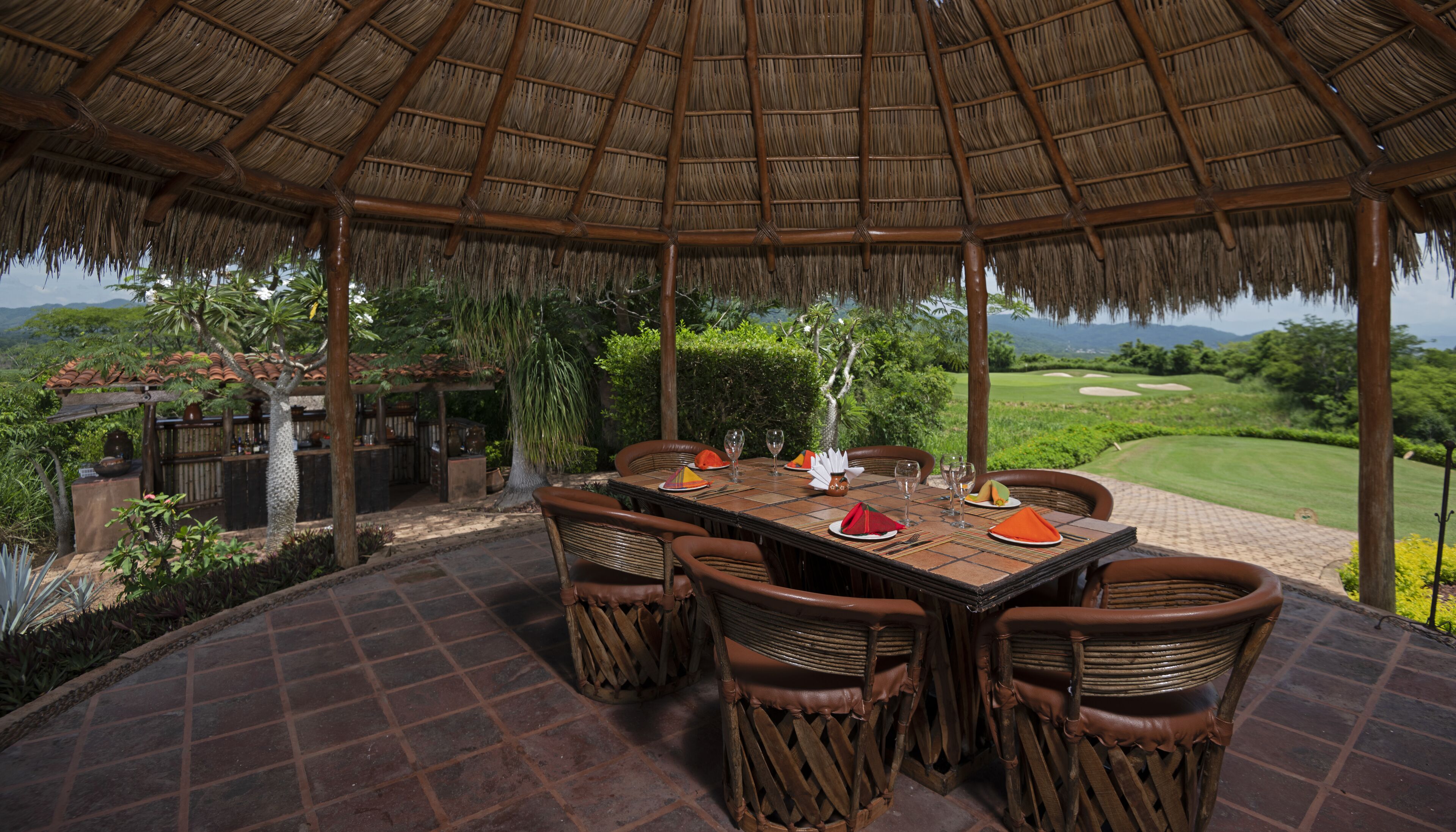 El Corazón Resort