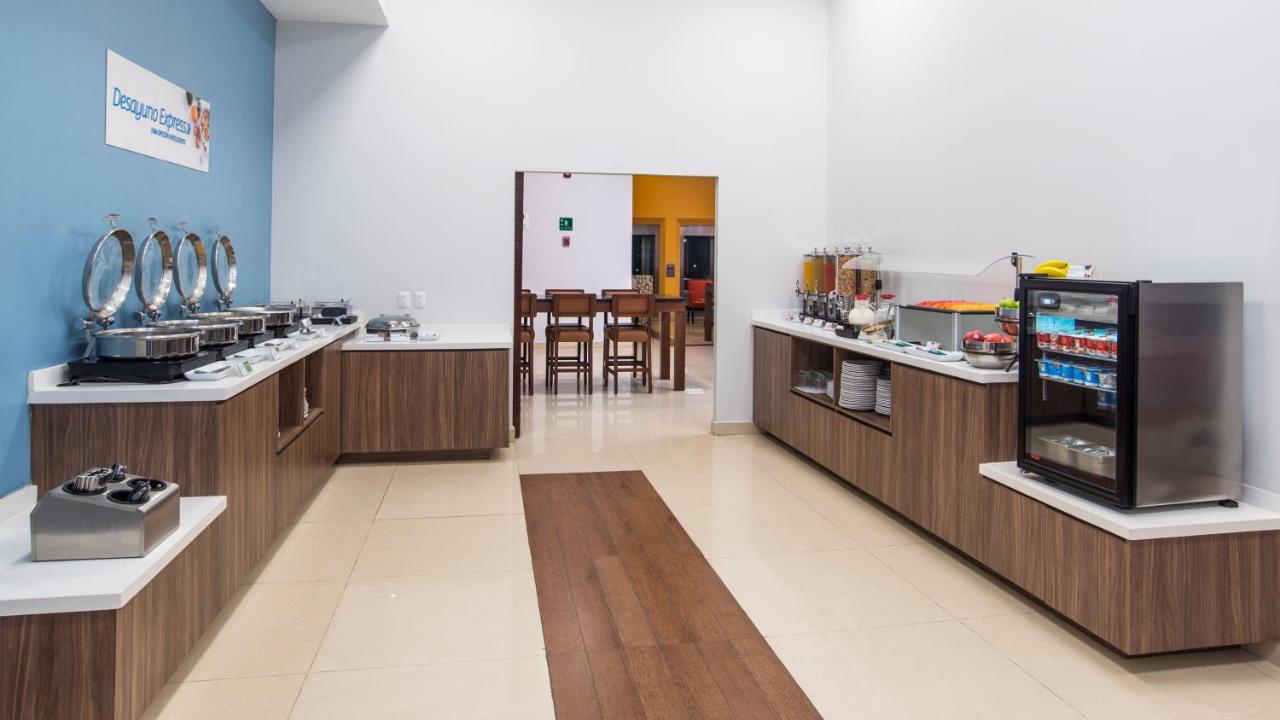 Holiday Inn Express Manzanillo