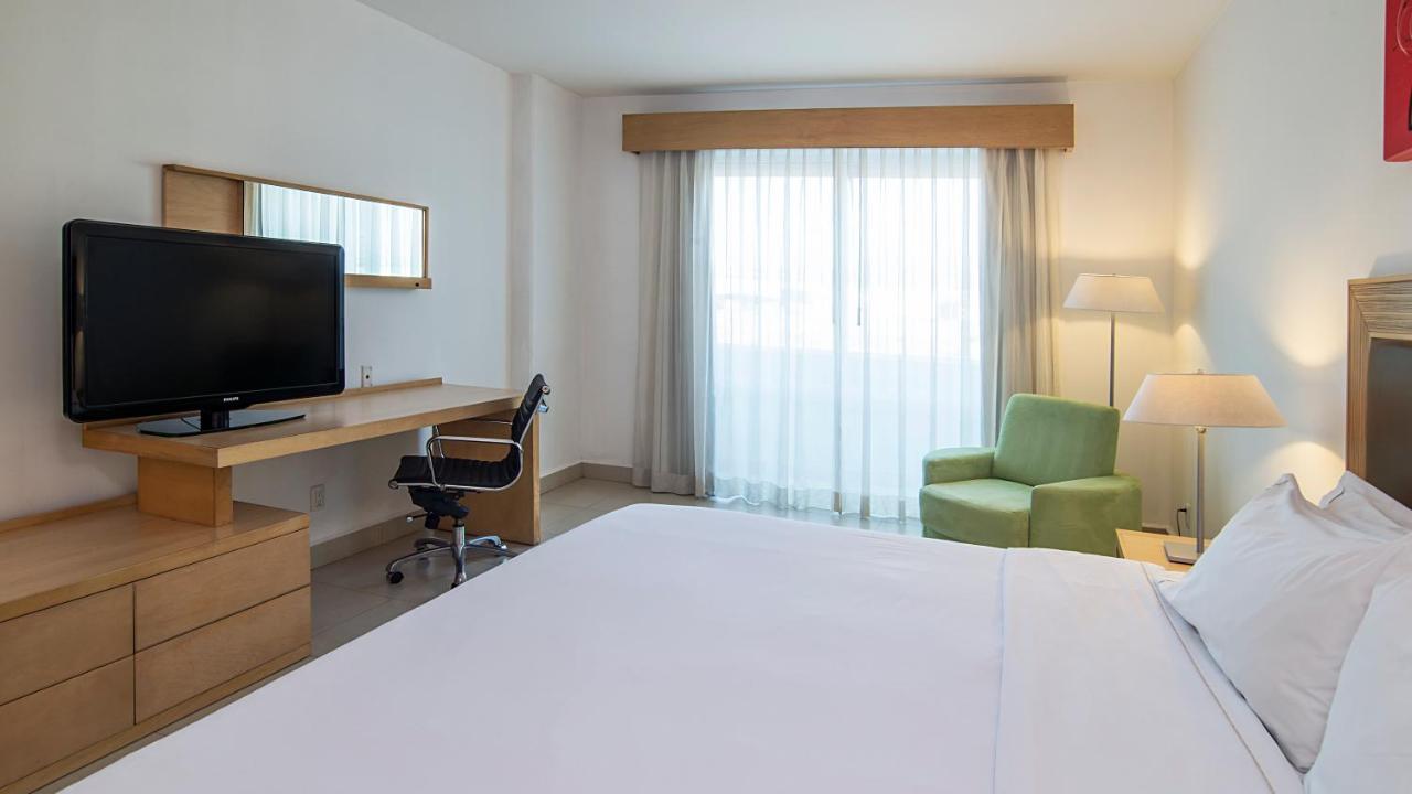 Holiday Inn Express Manzanillo