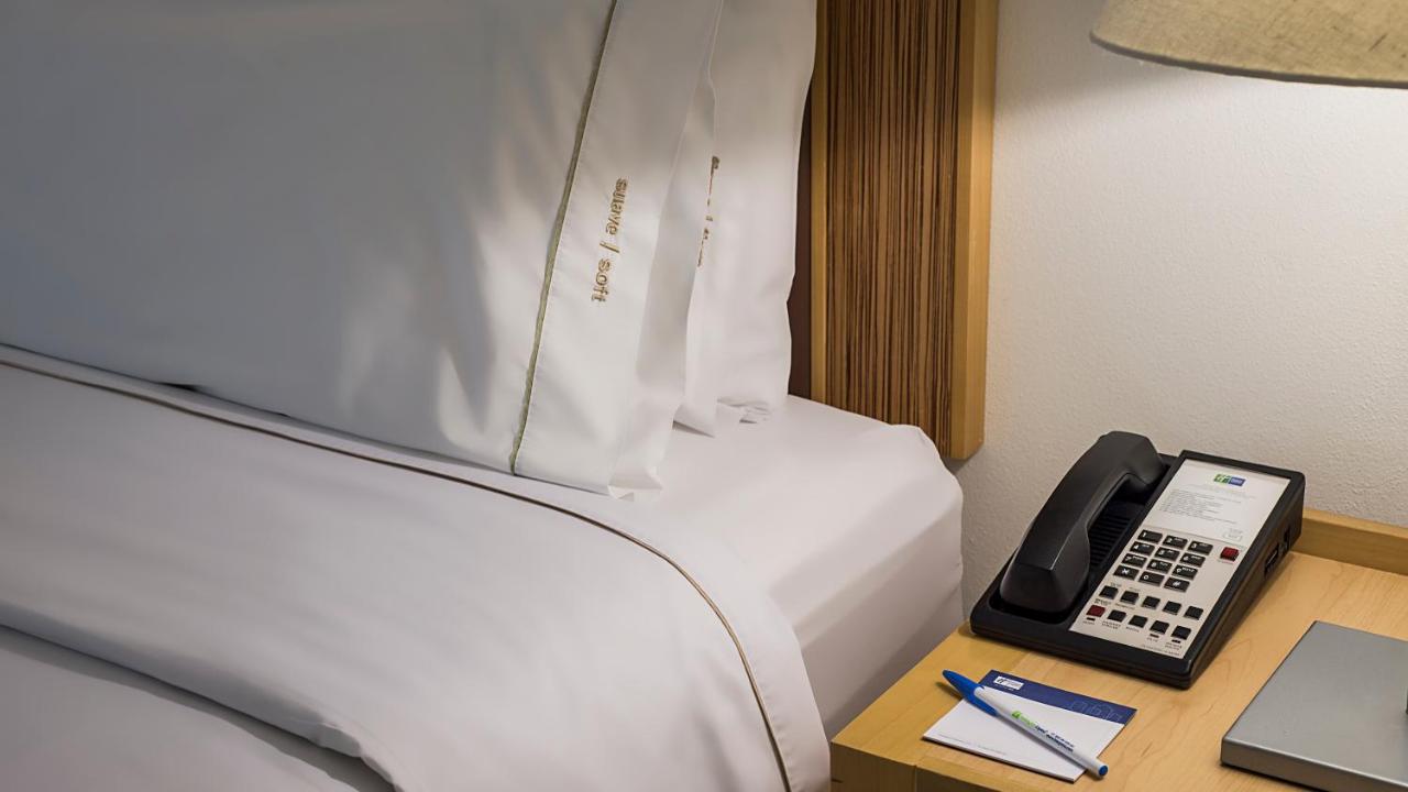 Holiday Inn Express Manzanillo