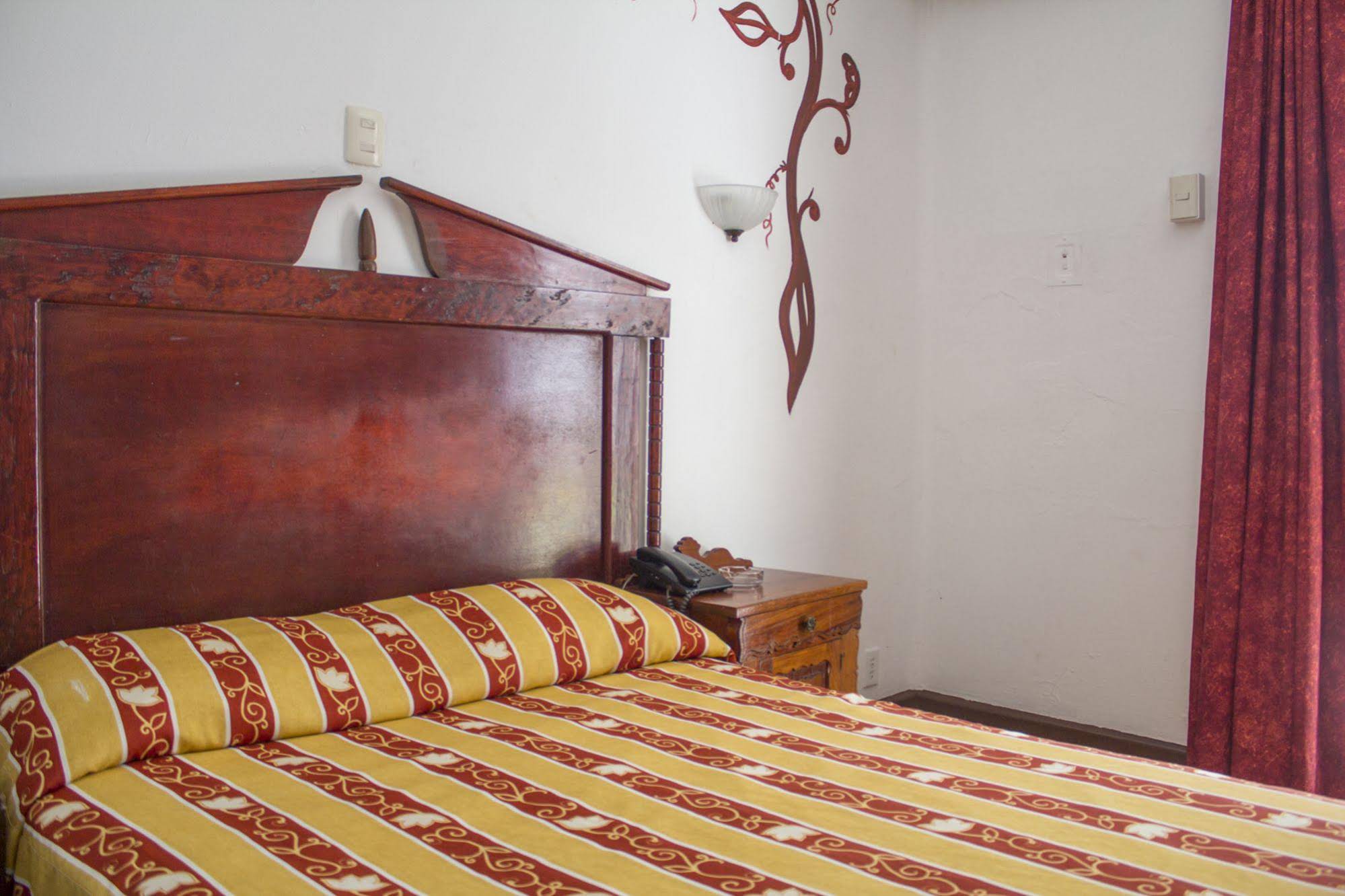 Hotel Colonial