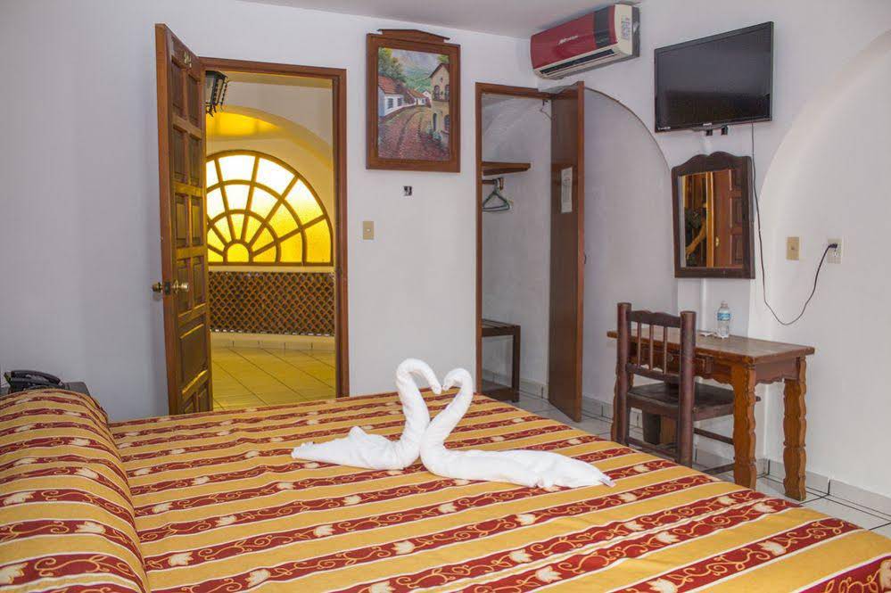 Hotel Colonial