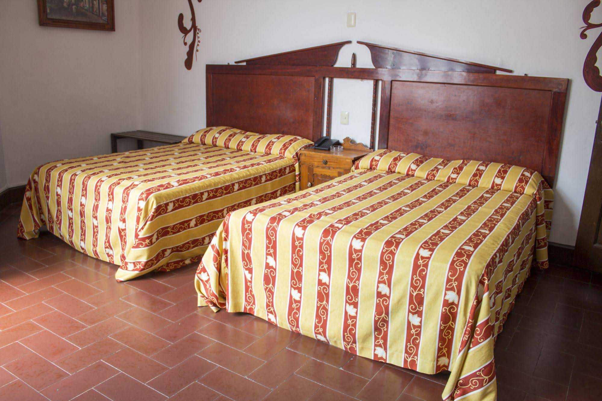 Hotel Colonial