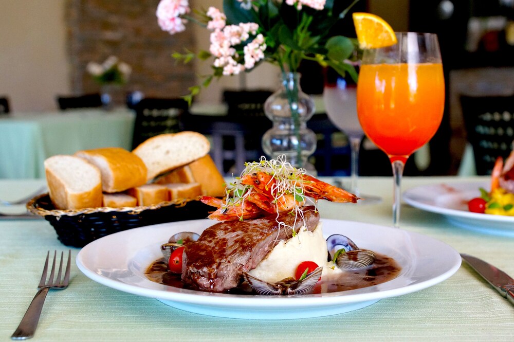 Hotel Costa Brava Manzanillo