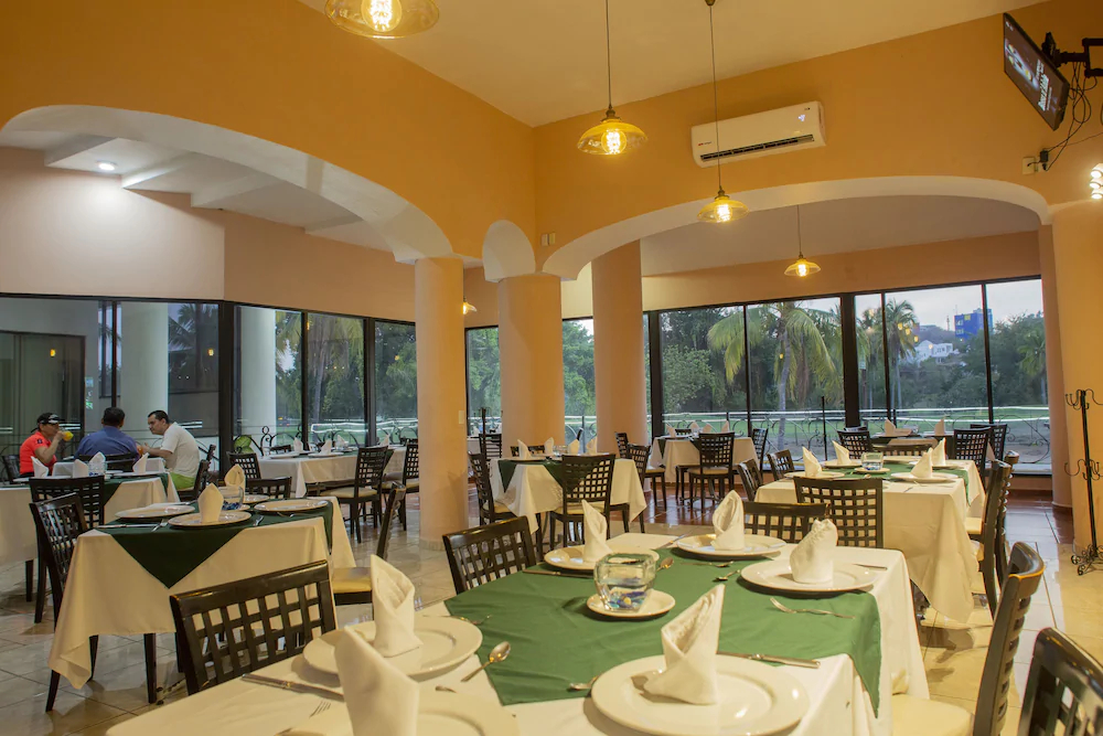 Hotel Costa Brava Manzanillo