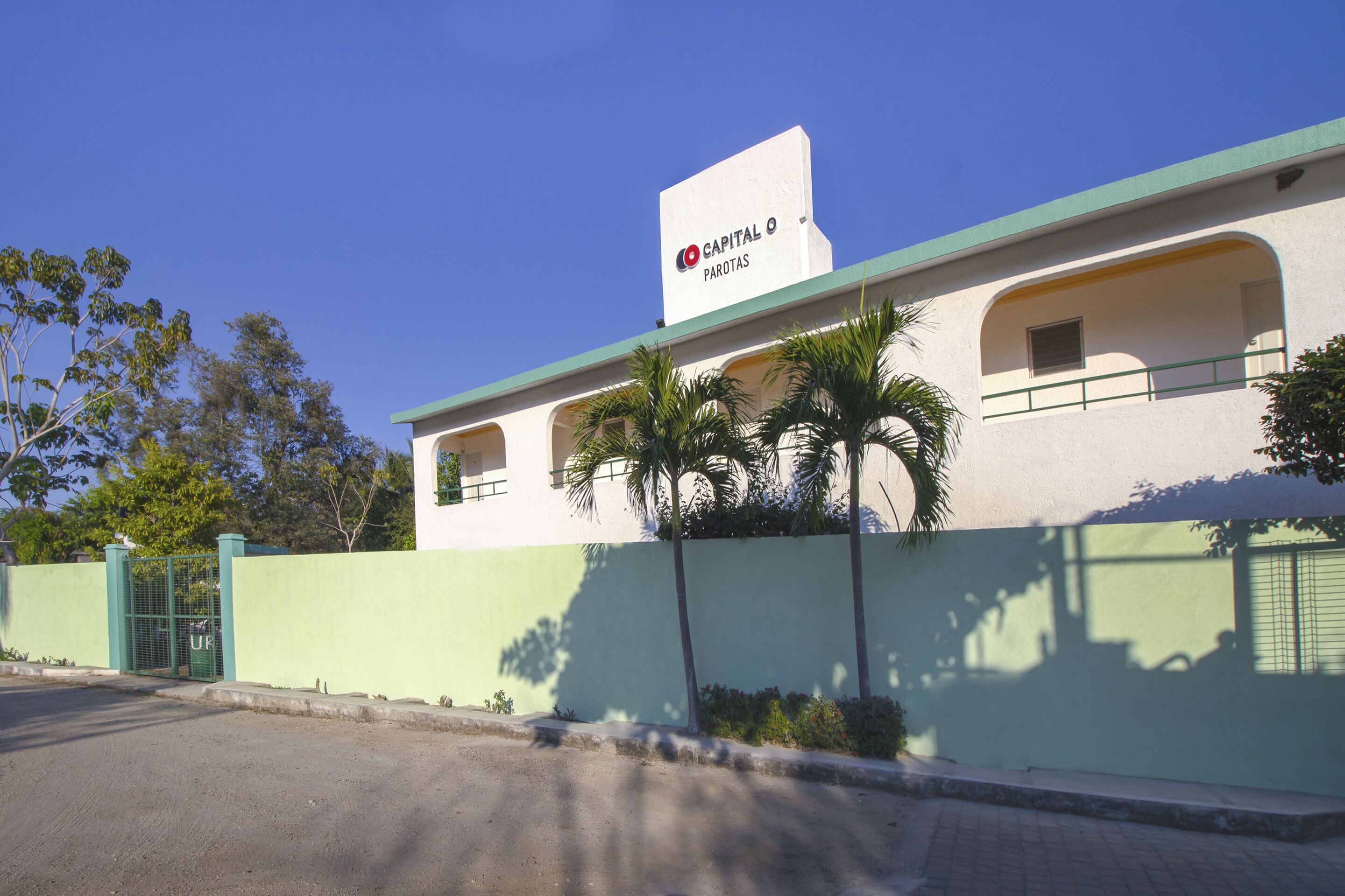 Hotel Parotas by OYO Rooms