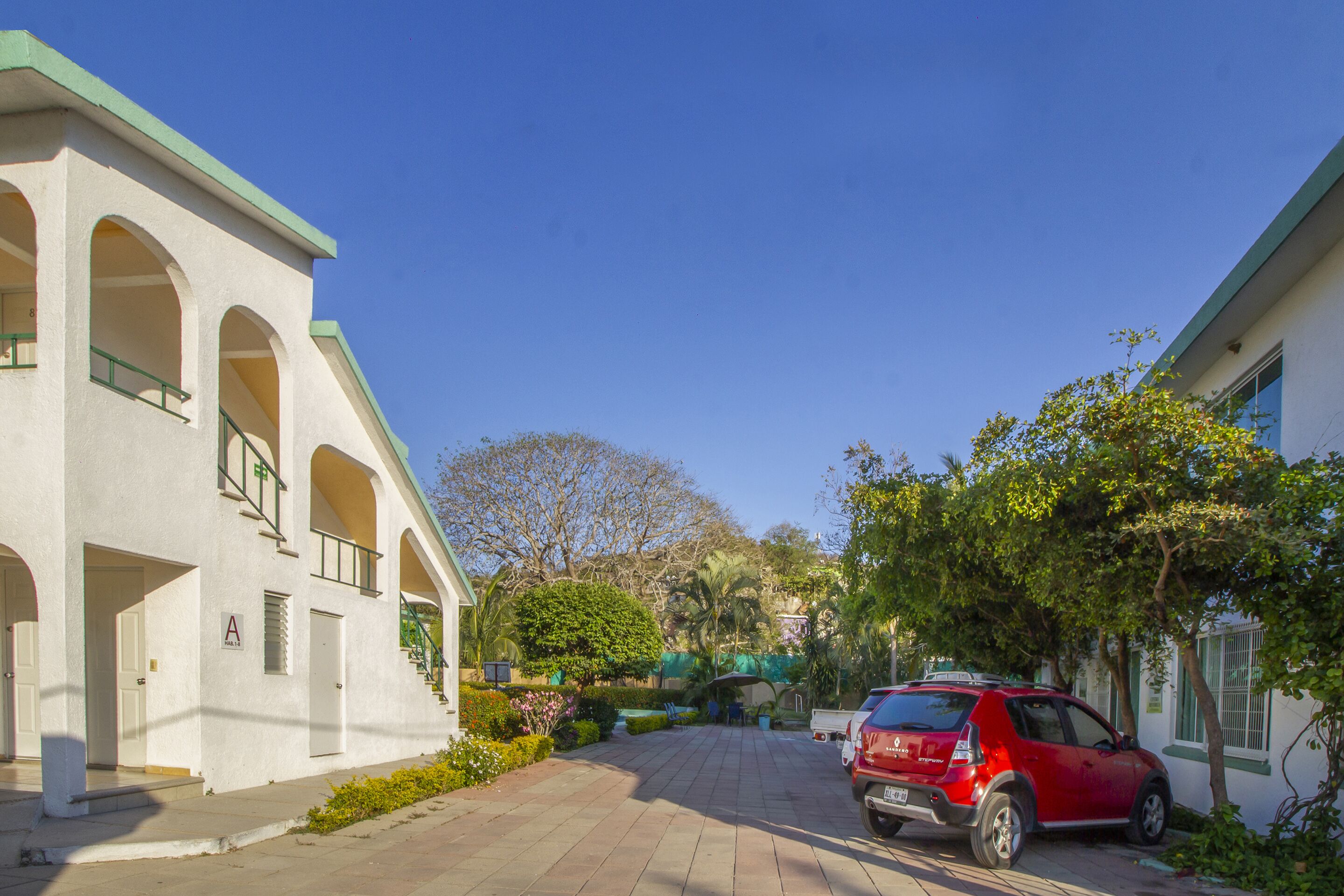 Hotel Parotas by OYO Rooms