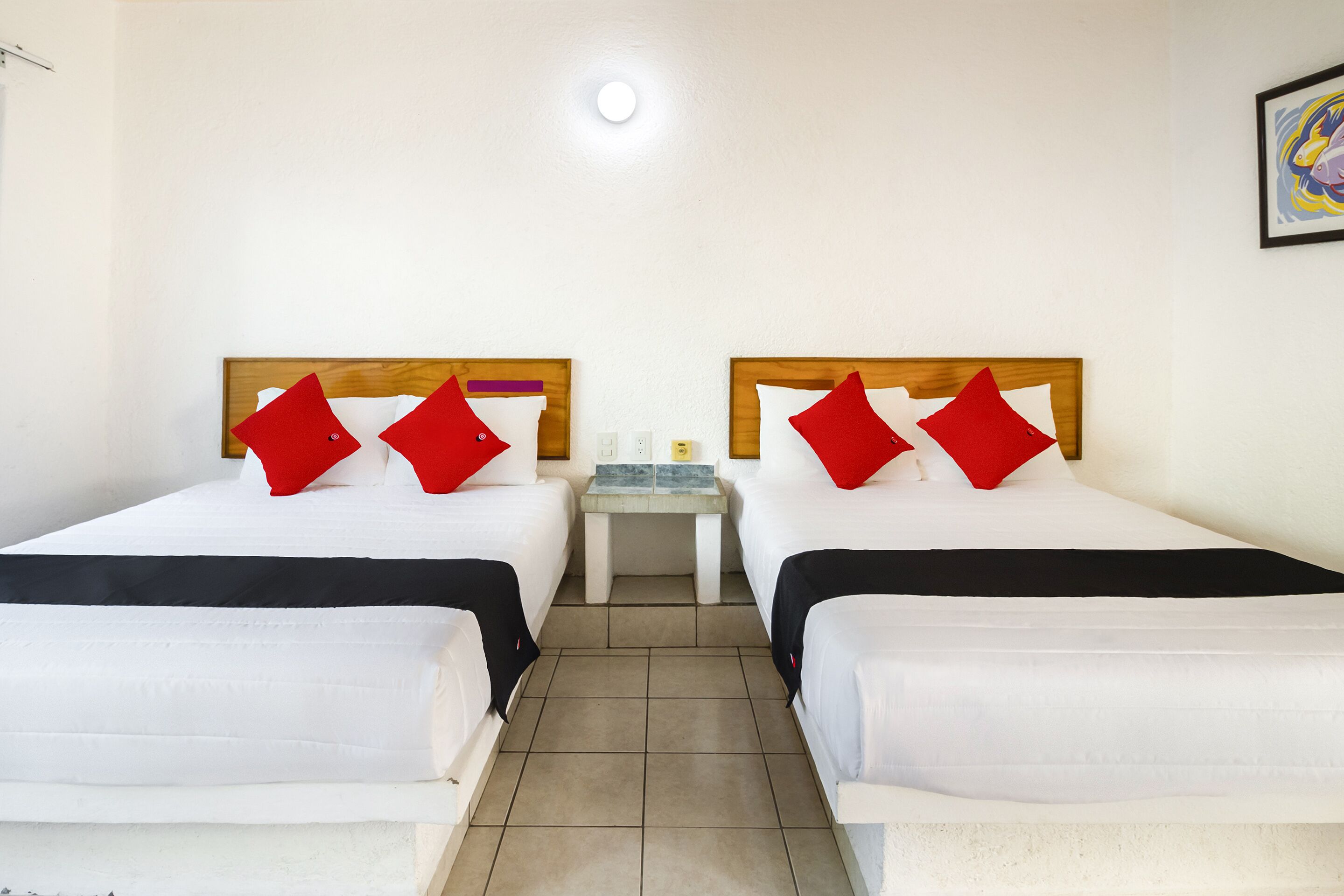 Hotel Parotas by OYO Rooms