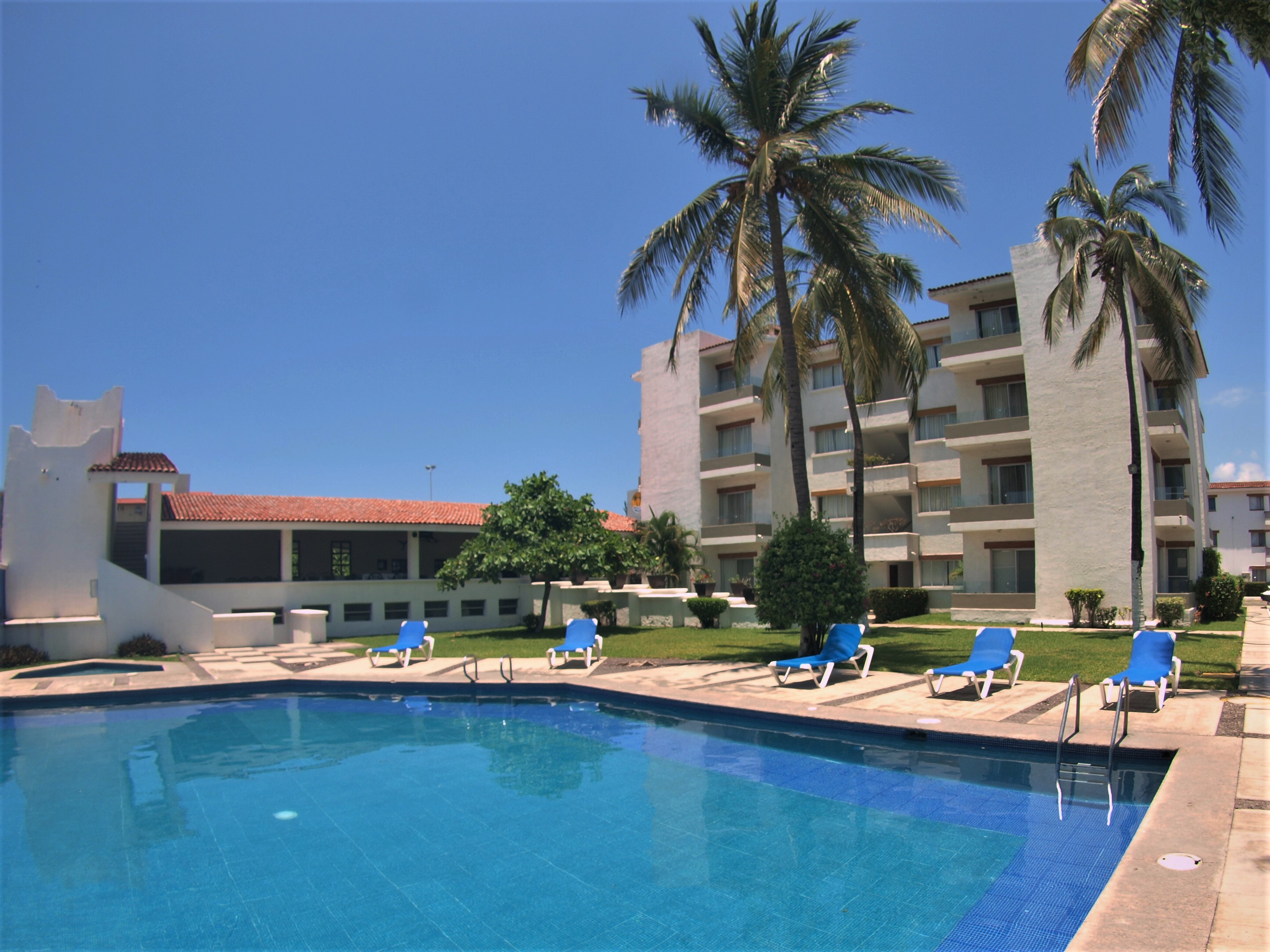 Suites Las Palmas Hotel & Villas