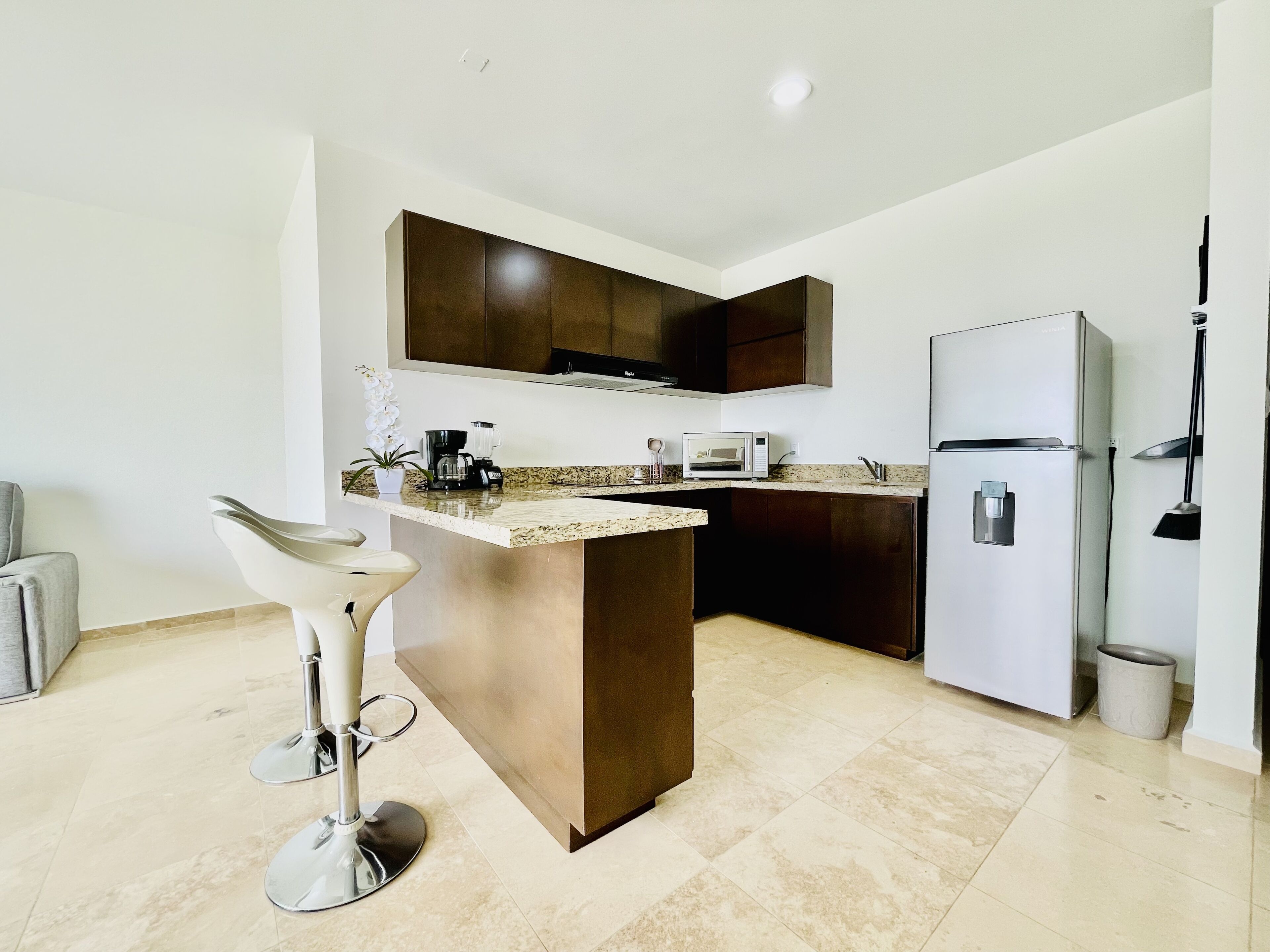 Brujas Tower Beach Resort
