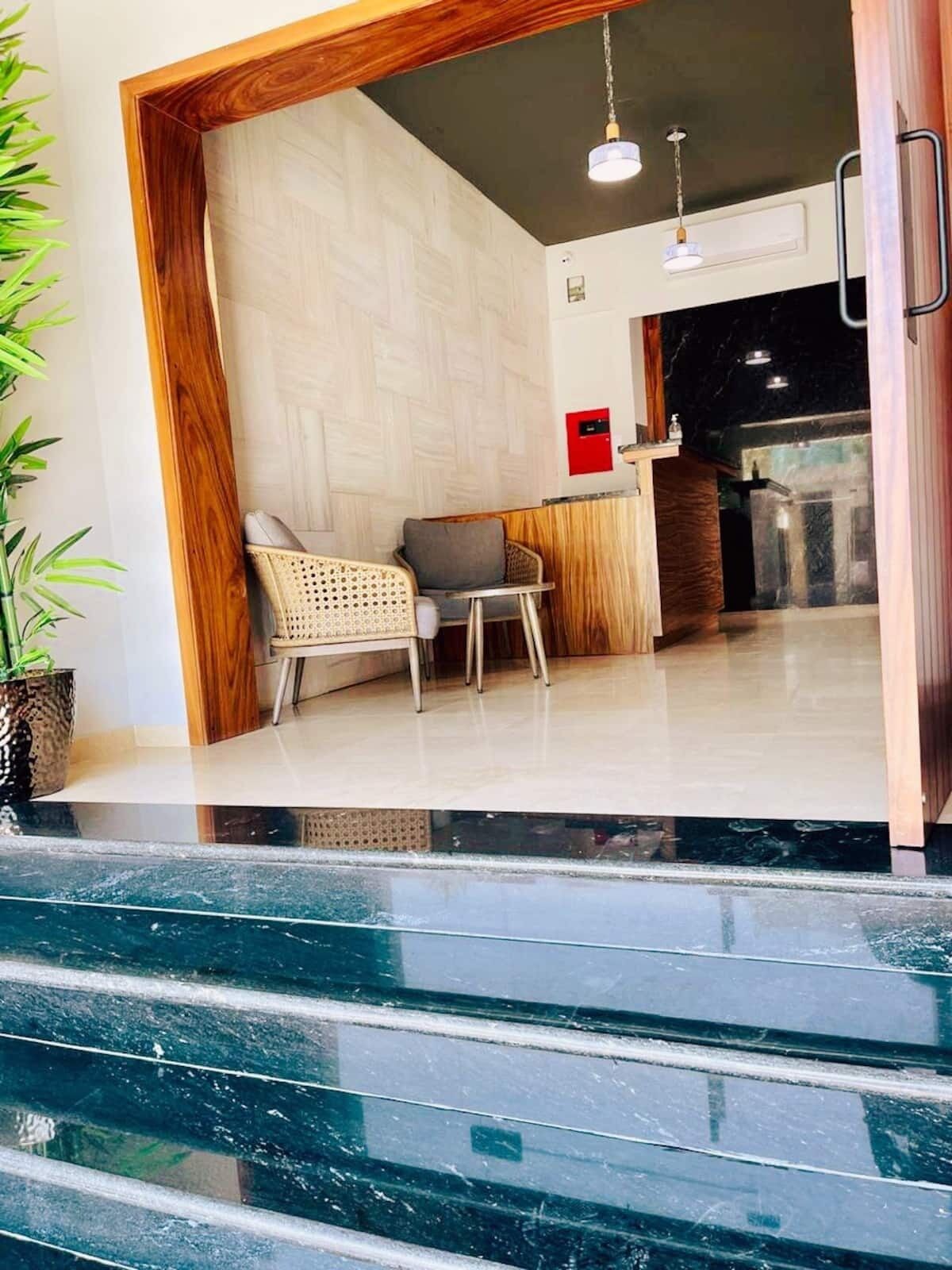 Brujas Tower Beach Resort
