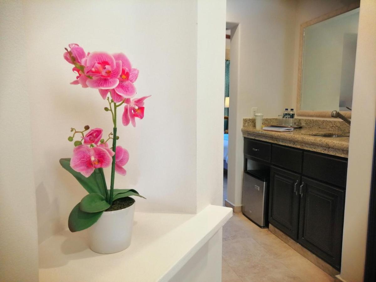 Las Villas Hotel & Golf by Estrella del Mar