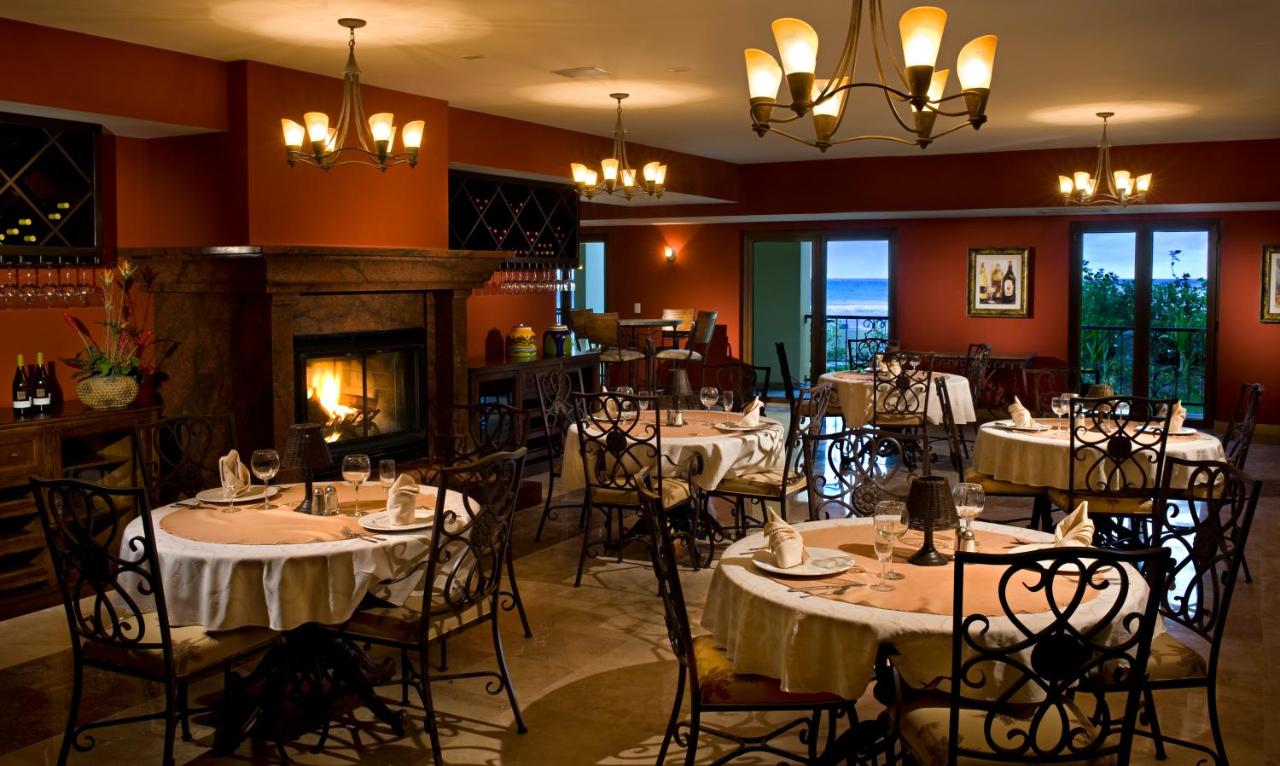 Las Villas Hotel & Golf by Estrella del Mar