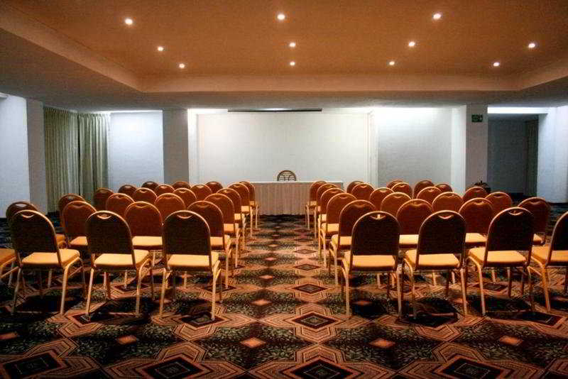 Faro Mazatlan Beach Resort