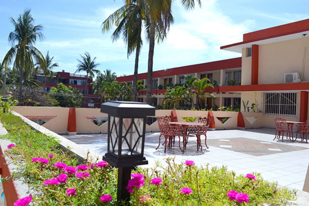 Hotel Club Playamar