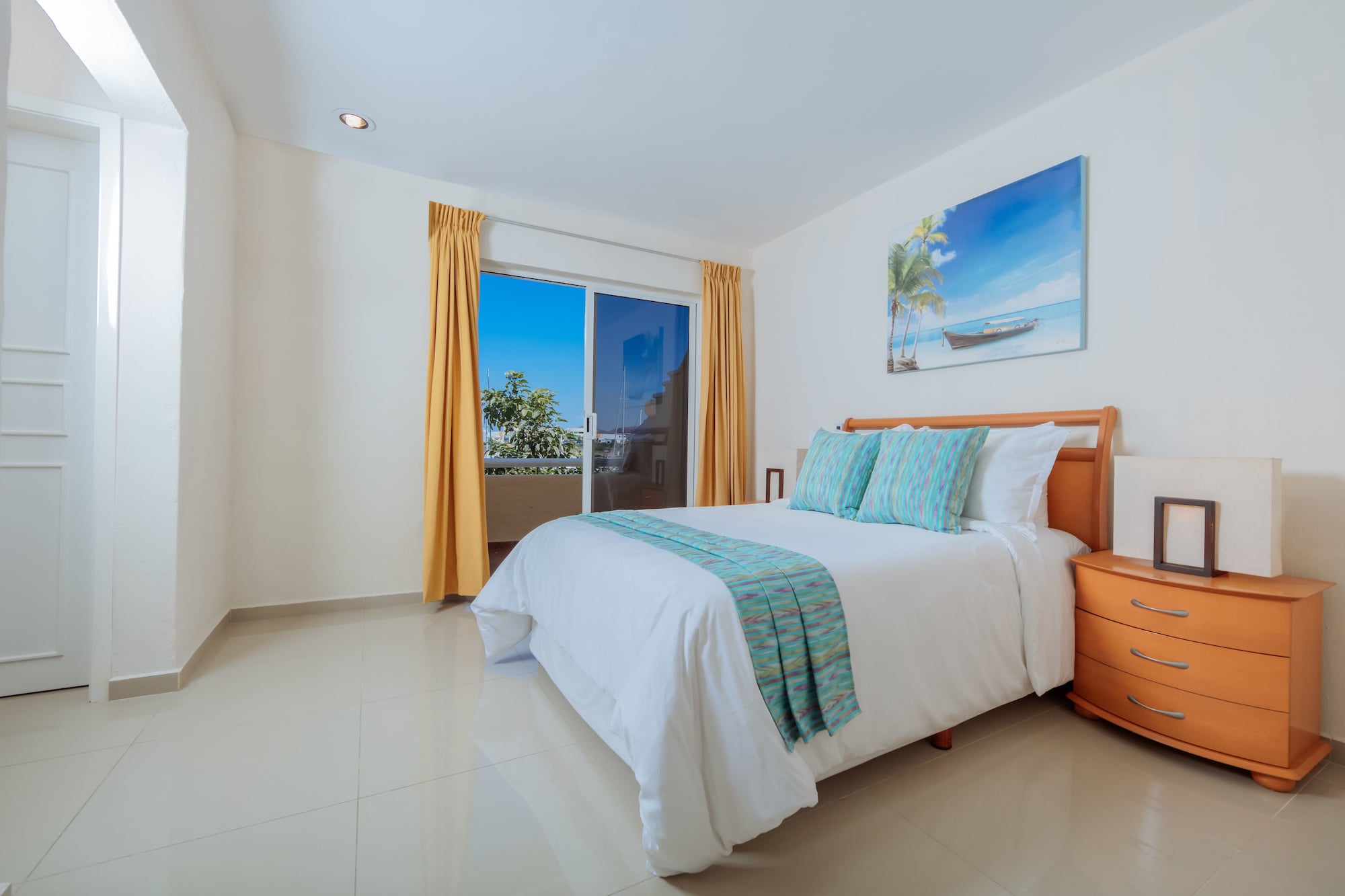 Isla Mazatlan Golden Resort