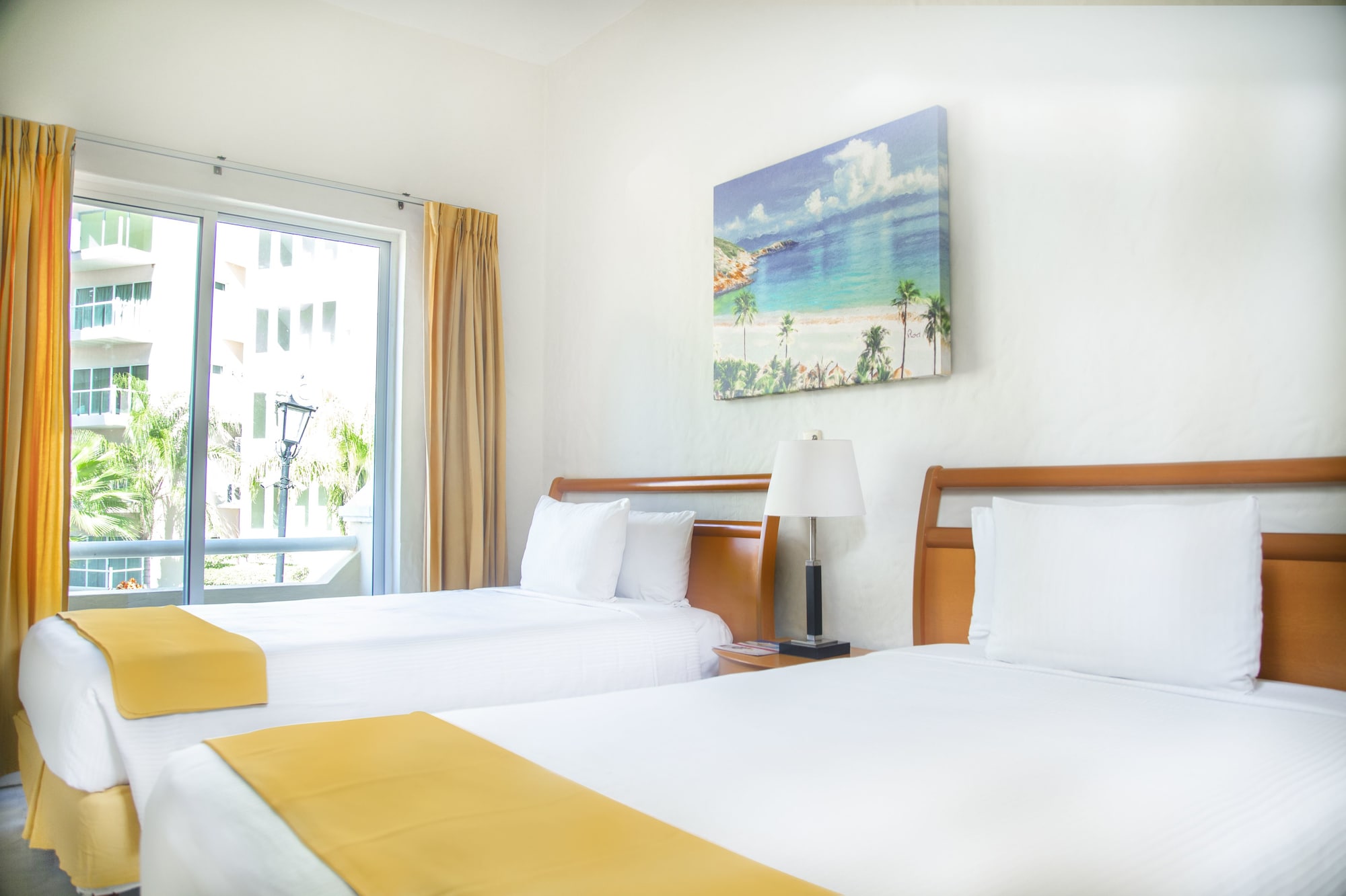 Isla Mazatlan Golden Resort