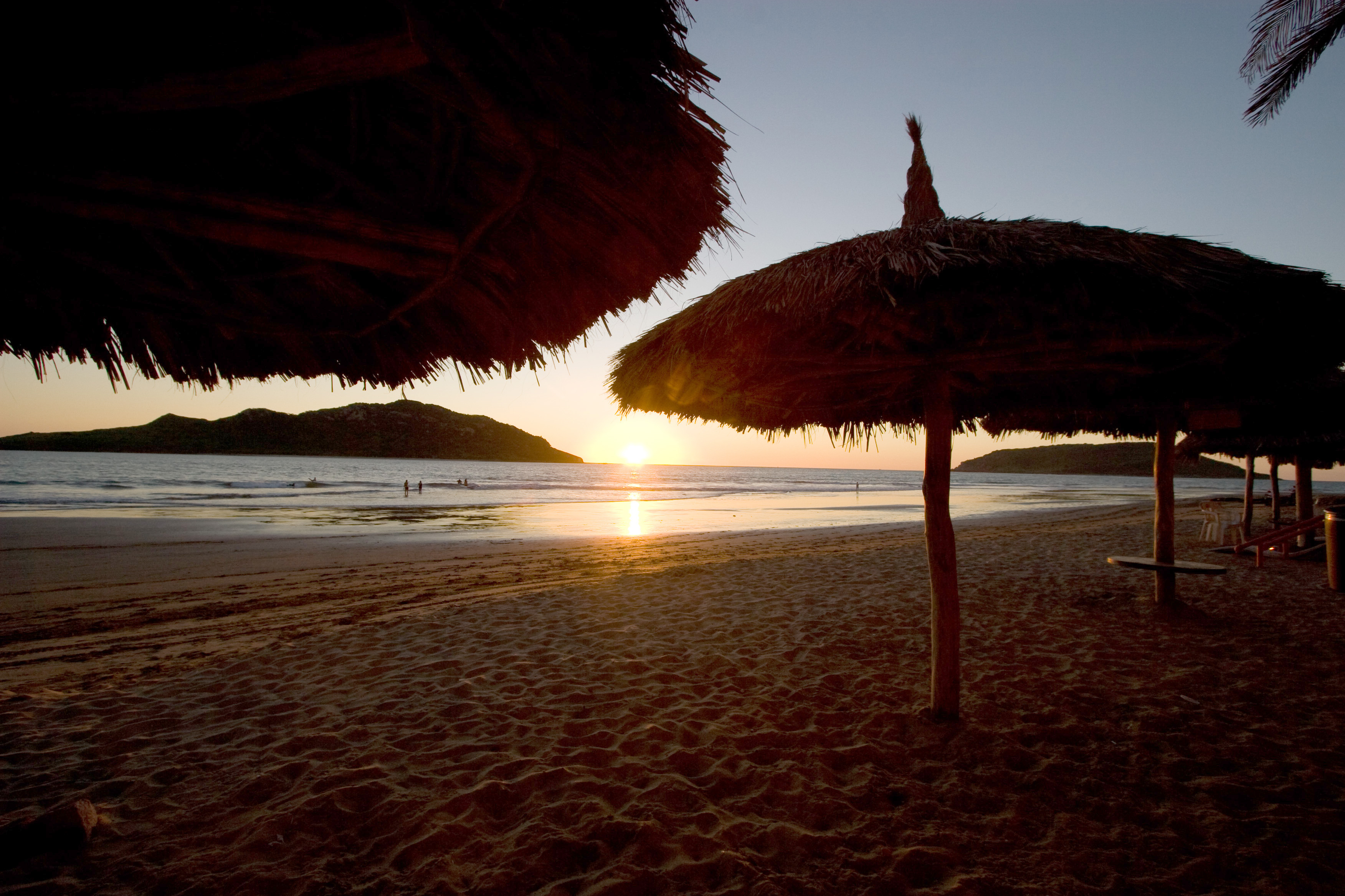 Las Flores Beach Resort