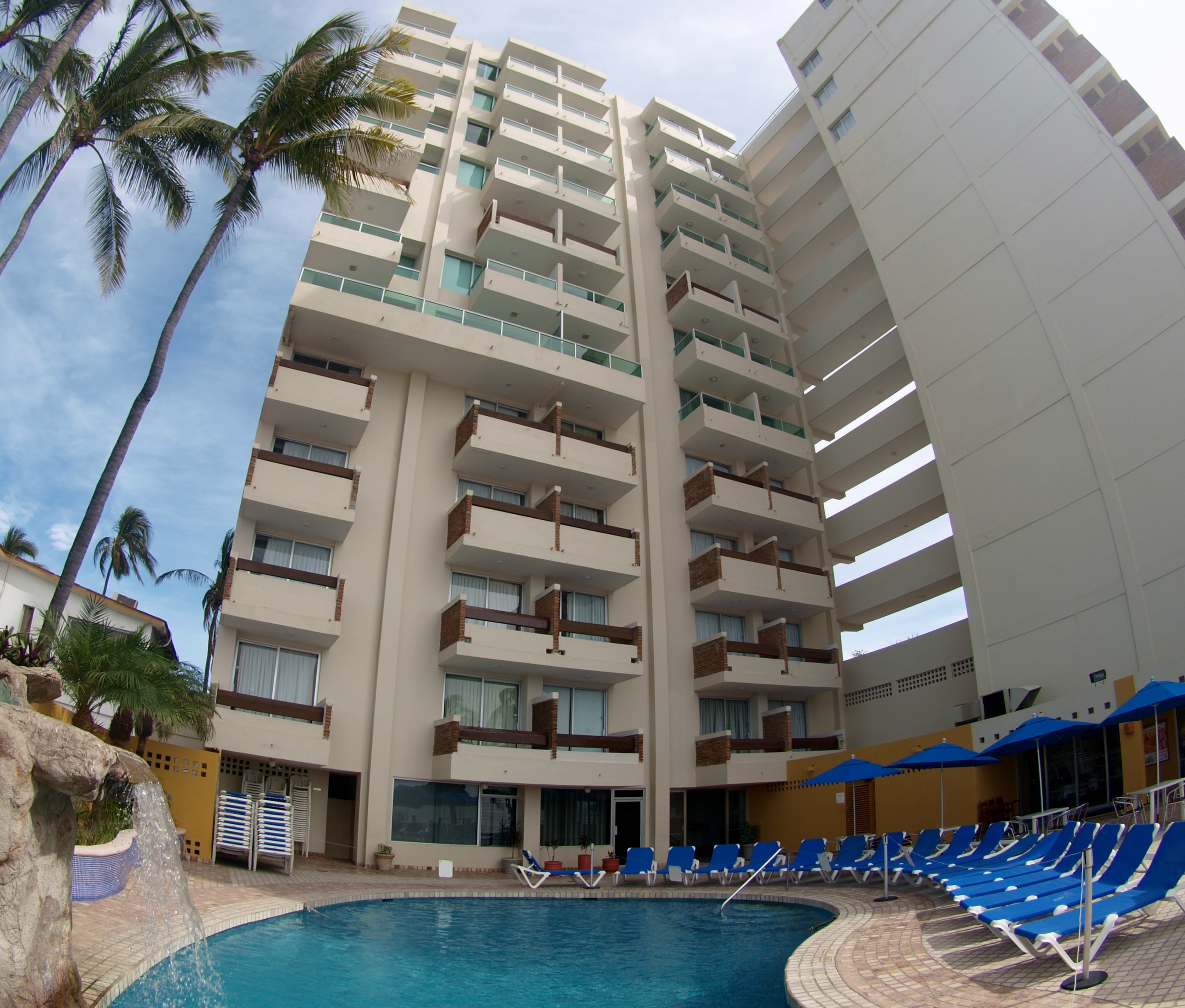 Las Flores Beach Resort