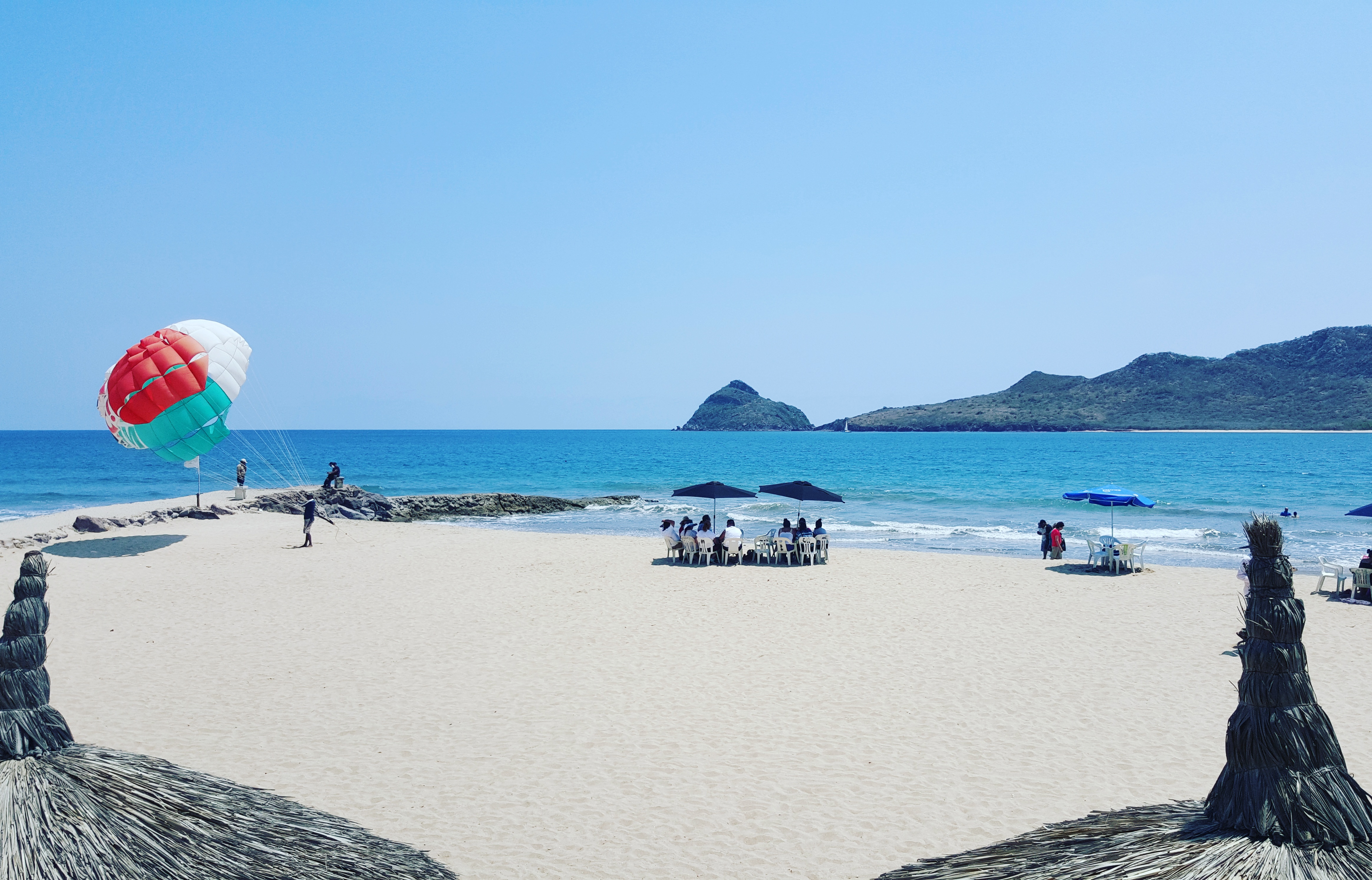 Las Flores Beach Resort