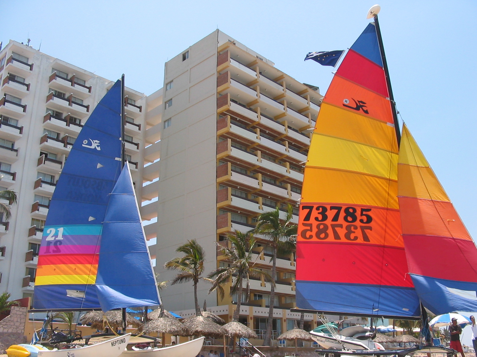 Las Flores Beach Resort