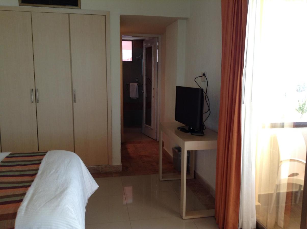 Luna Palace Hotel & Suites
