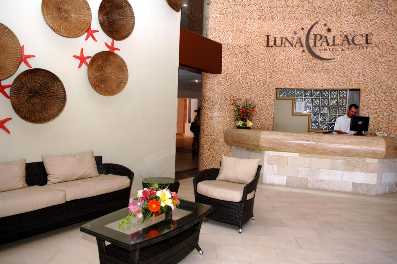 Luna Palace Hotel & Suites
