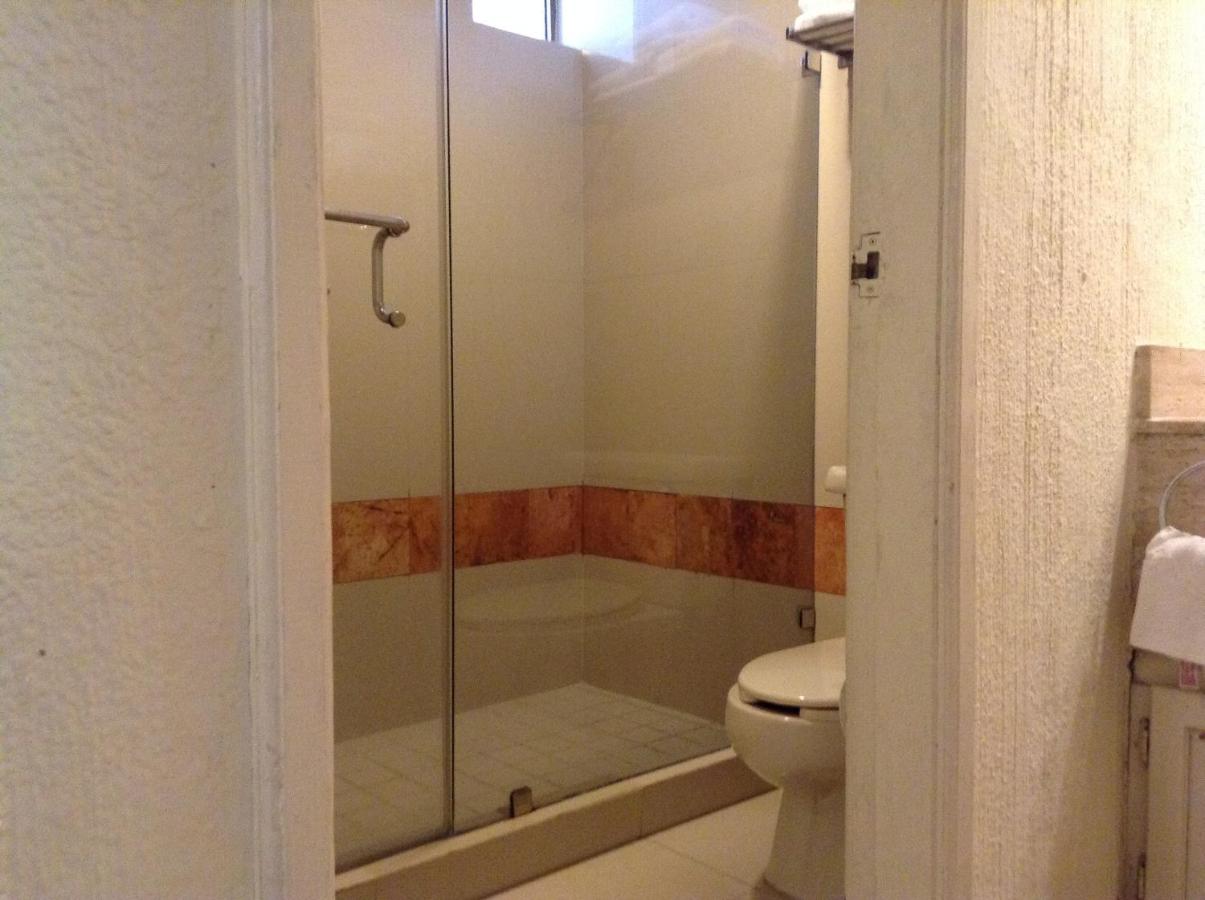 Luna Palace Hotel & Suites