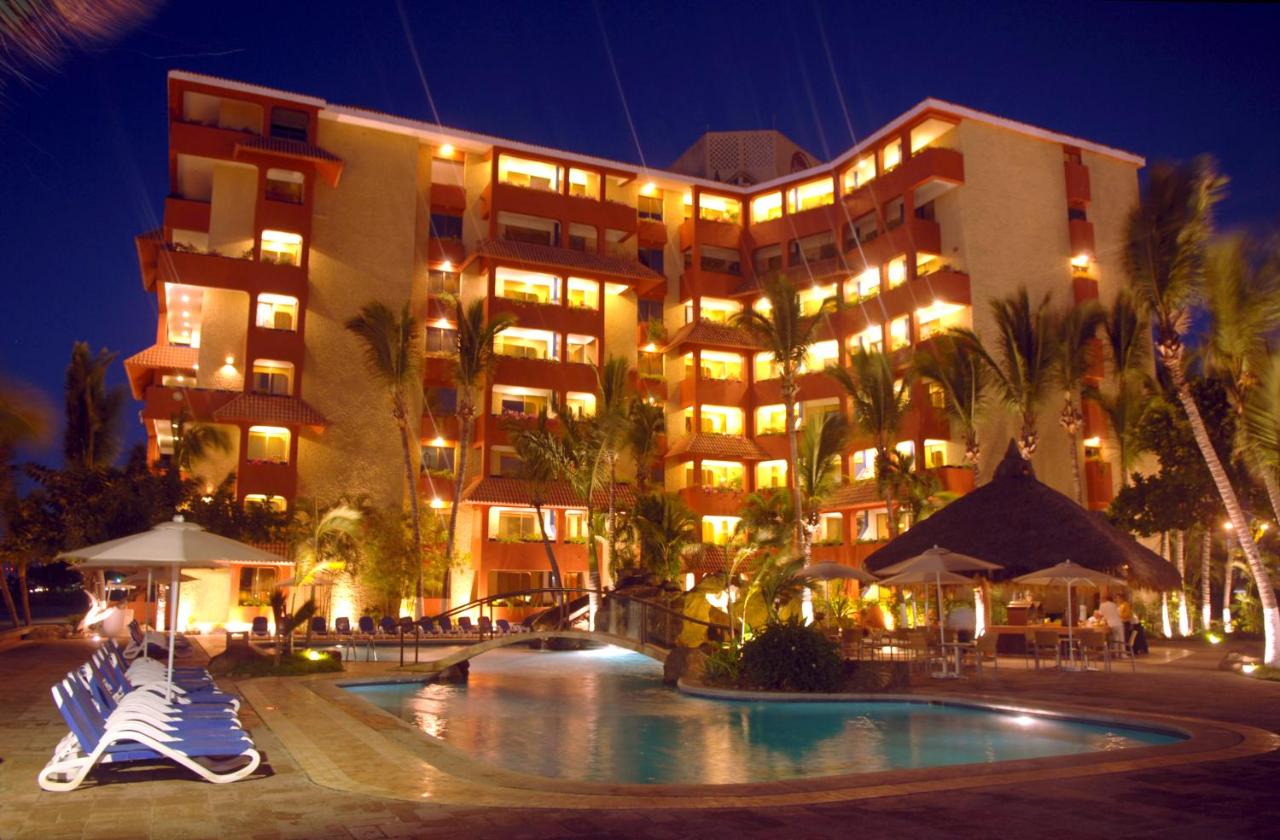 Luna Palace Hotel & Suites