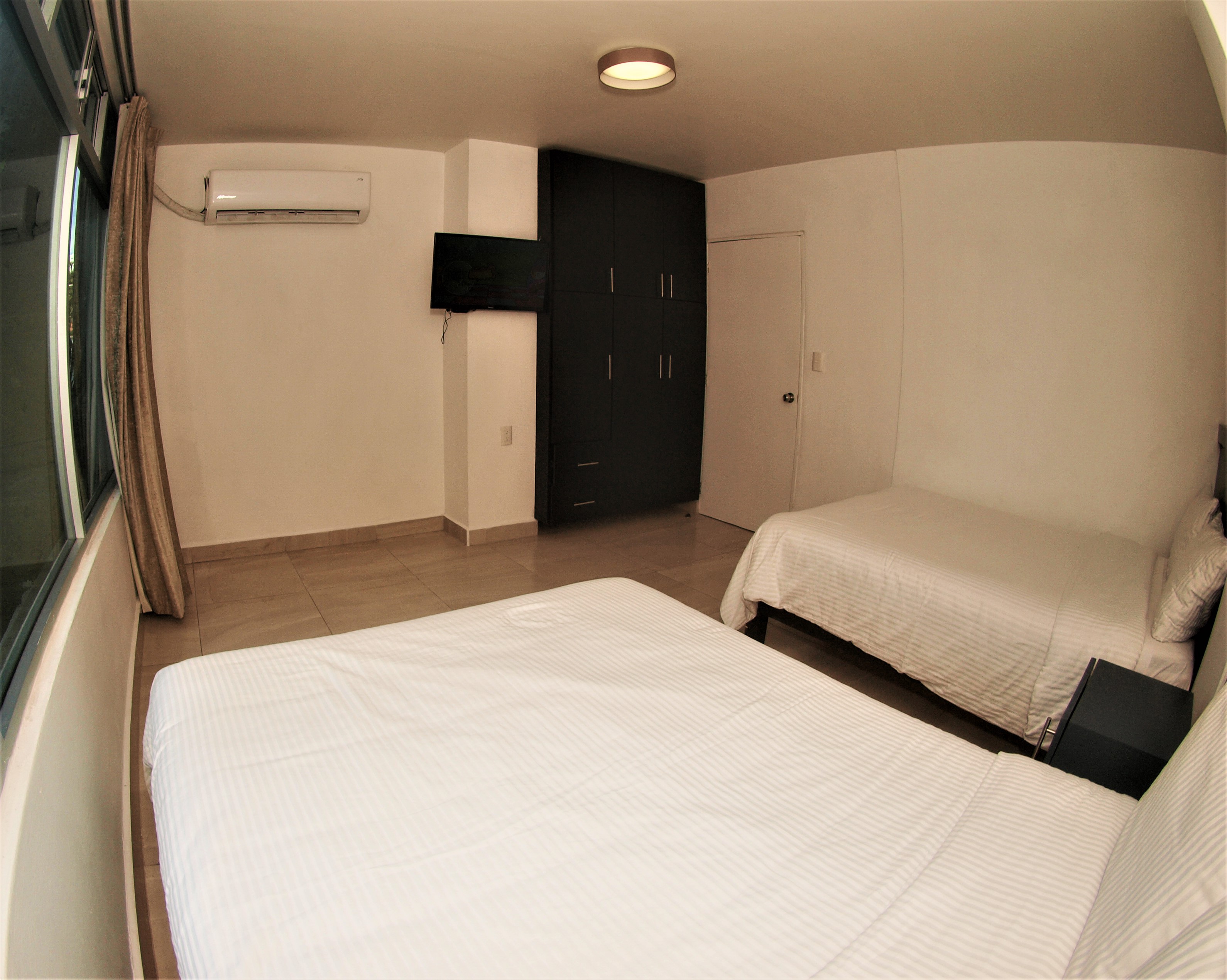 Solamar Inn