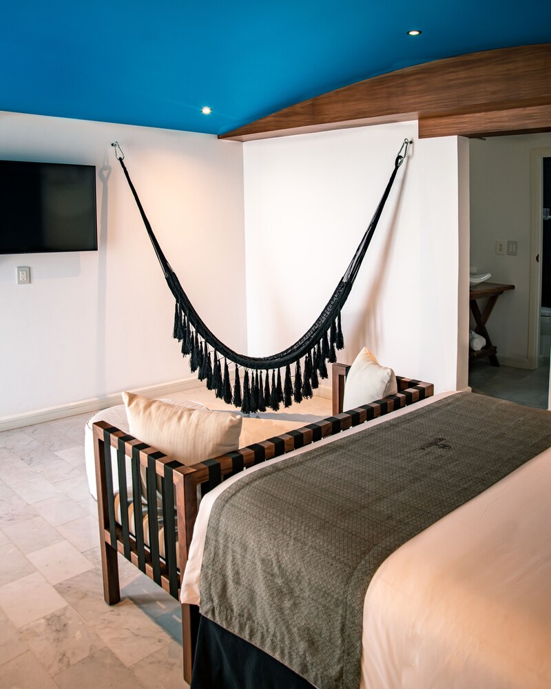 The Xperience Hotel