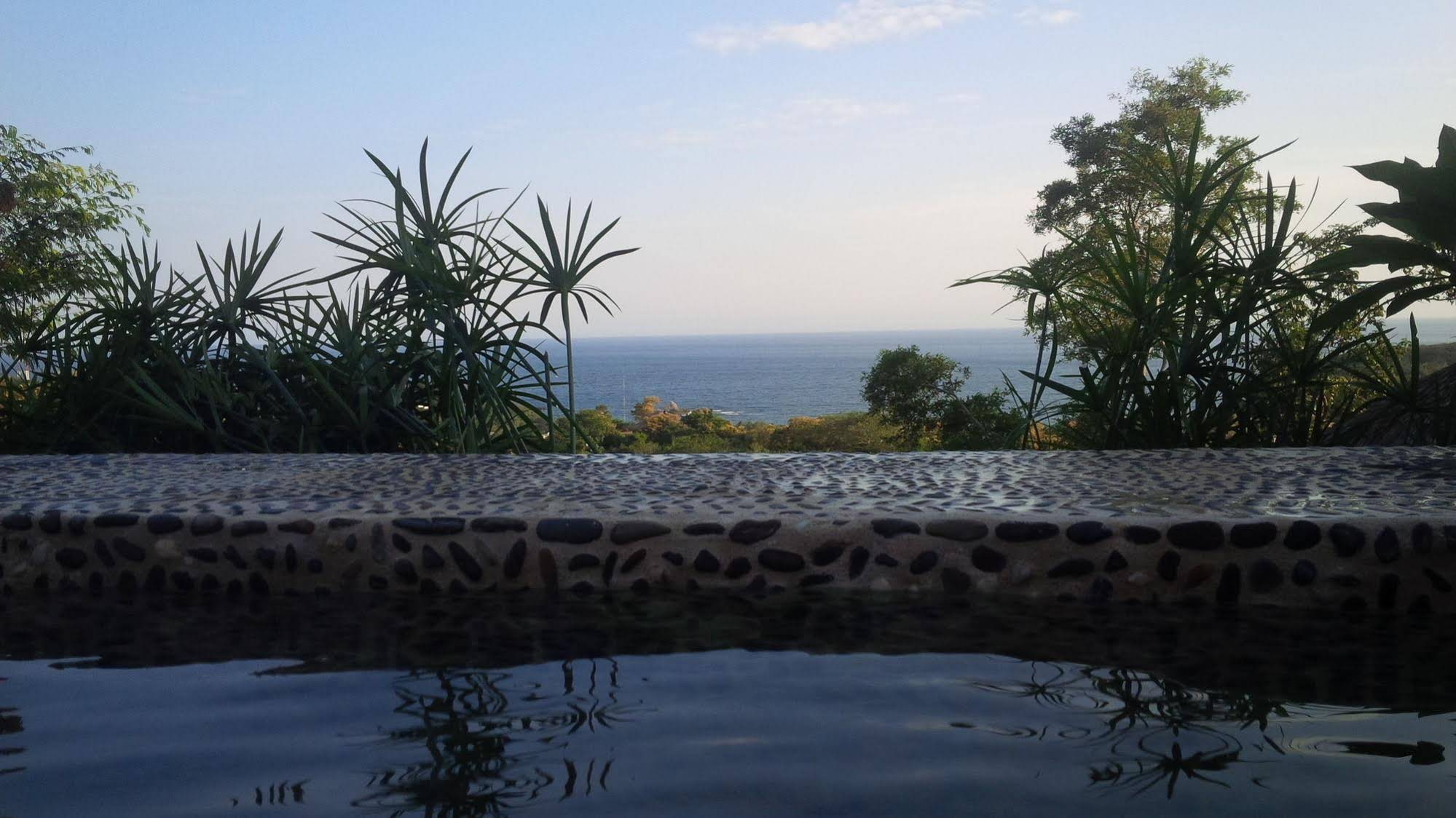 Las Almas Petit Hotel