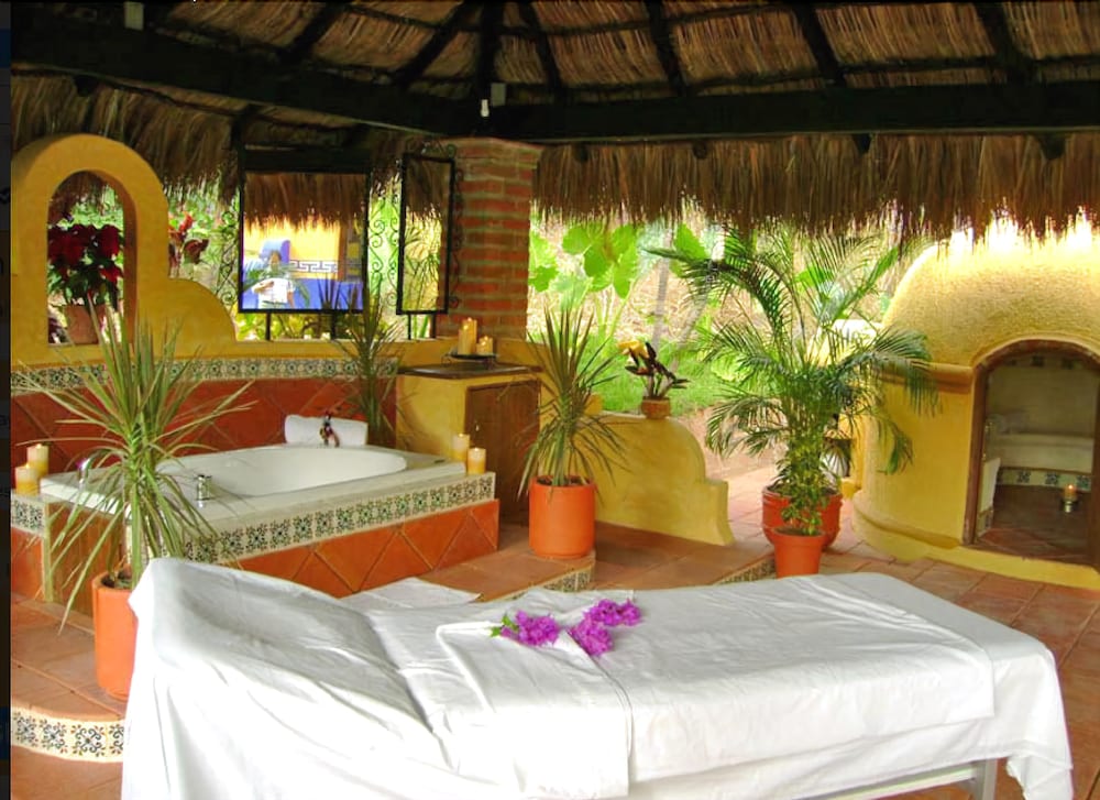 Canadian Resort Vallarta