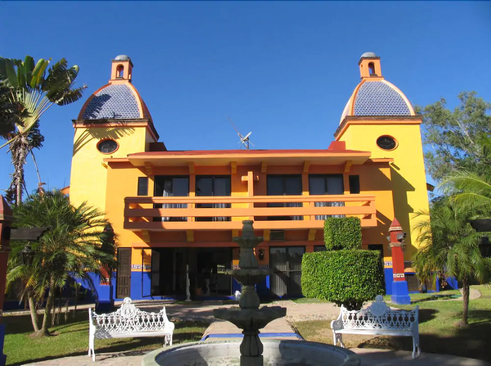 Canadian Resort Vallarta