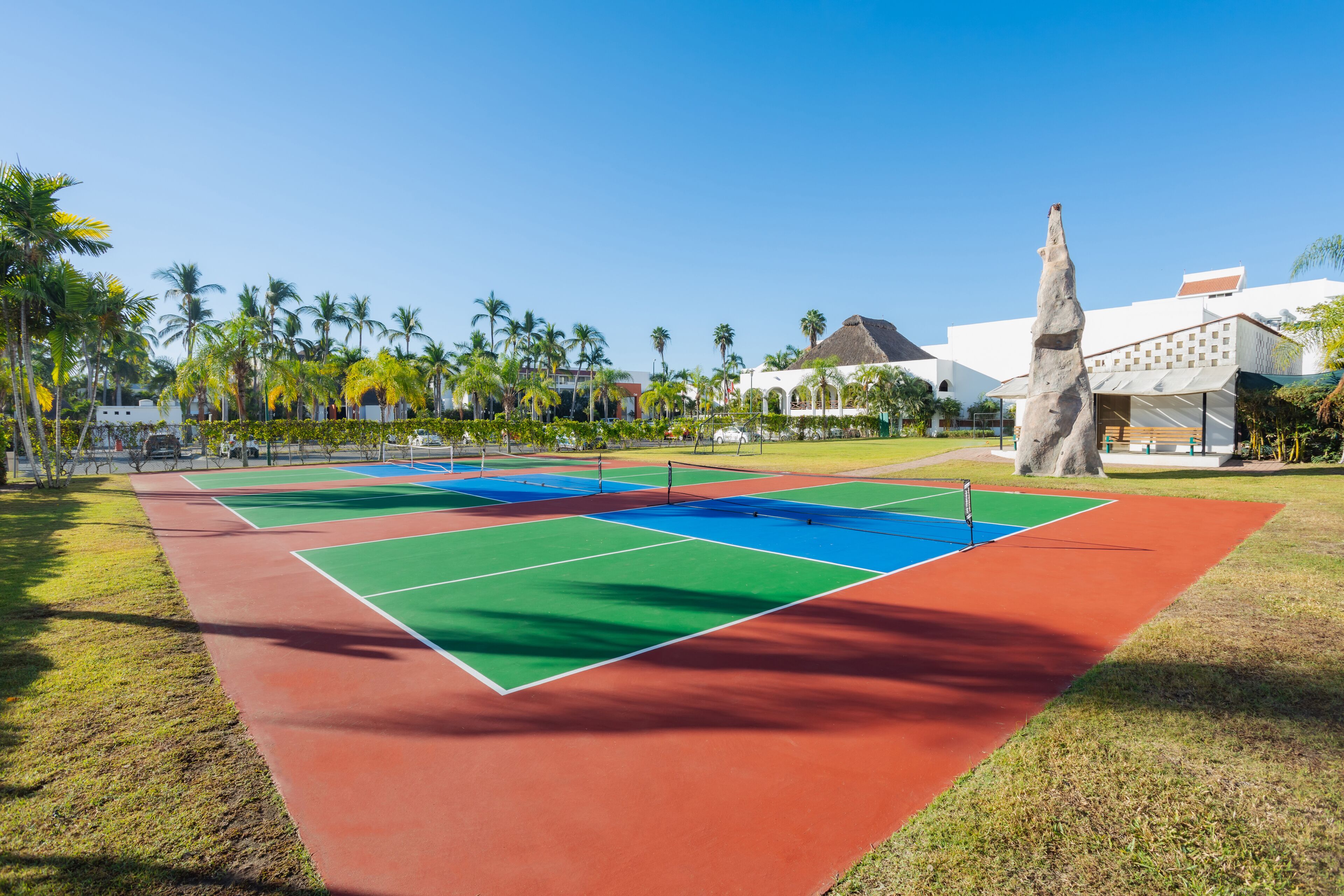 Marival Emotions Resort All-Inclusive