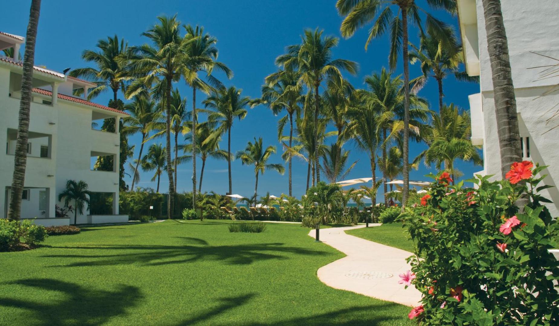 Marival Emotions Resort All-Inclusive